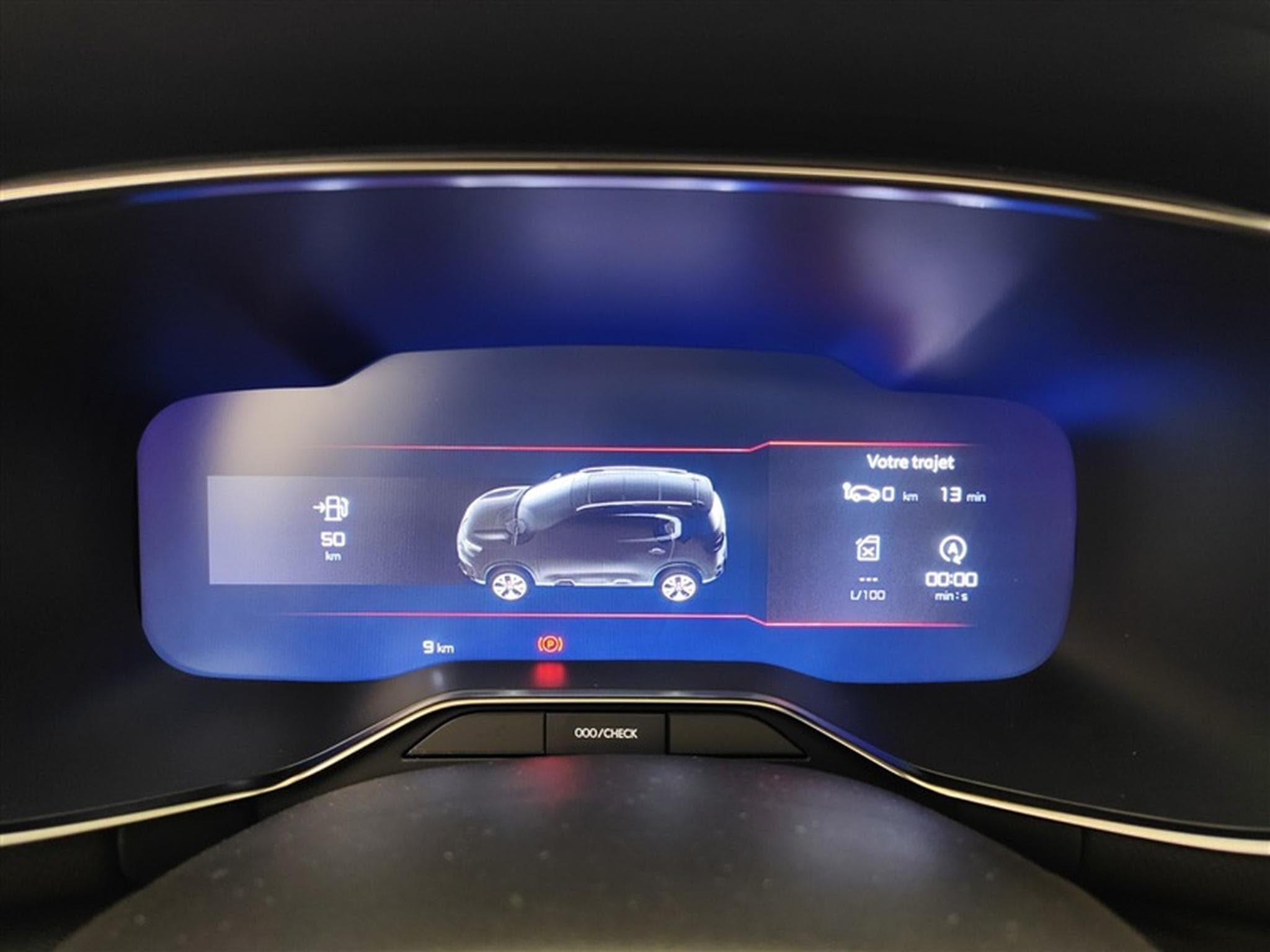Citroën C5 Aircross 1.5 BlueHDi 130cv EAT8 MAX NAVI / FULL LED / TOIT PANO (2025) - Foto 10