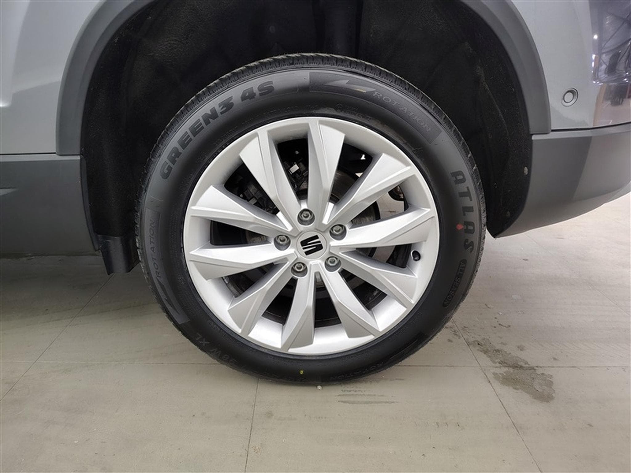 Seat Ateca 1.0 TSI Move! NAVI/FULL LED/JA17/PDC (2022) - Foto 6