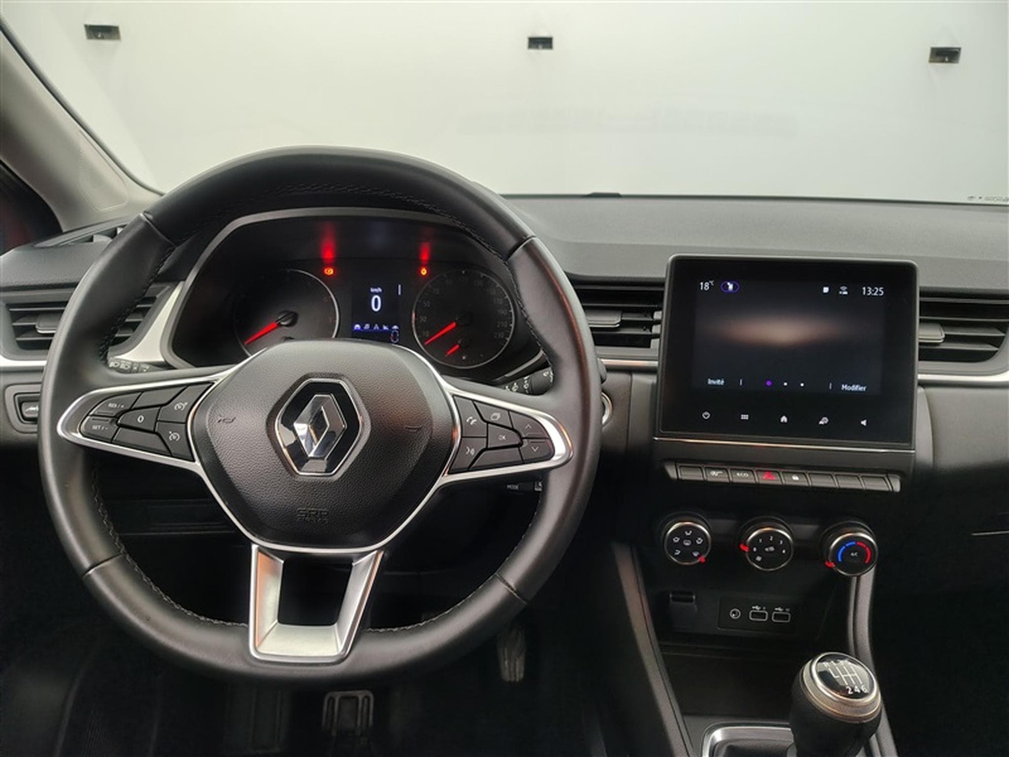 Renault Captur 1.0 TCe Evolution  NAVI / CAMERA / CARPLAY (2024) - Foto 9