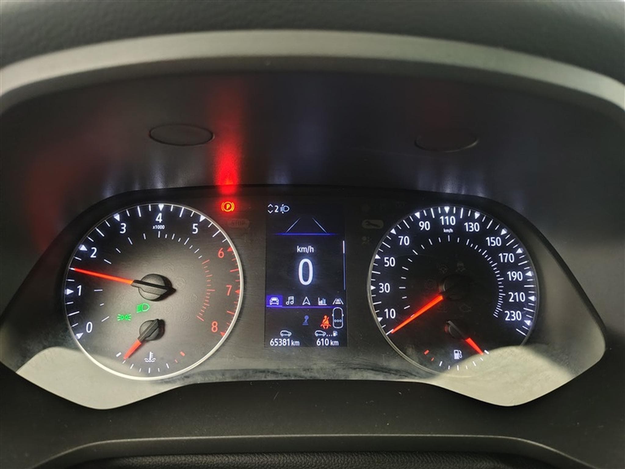 Renault Captur 1.0 TCe Evolution  NAVI / CAMERA / CARPLAY (2024) - Foto 10