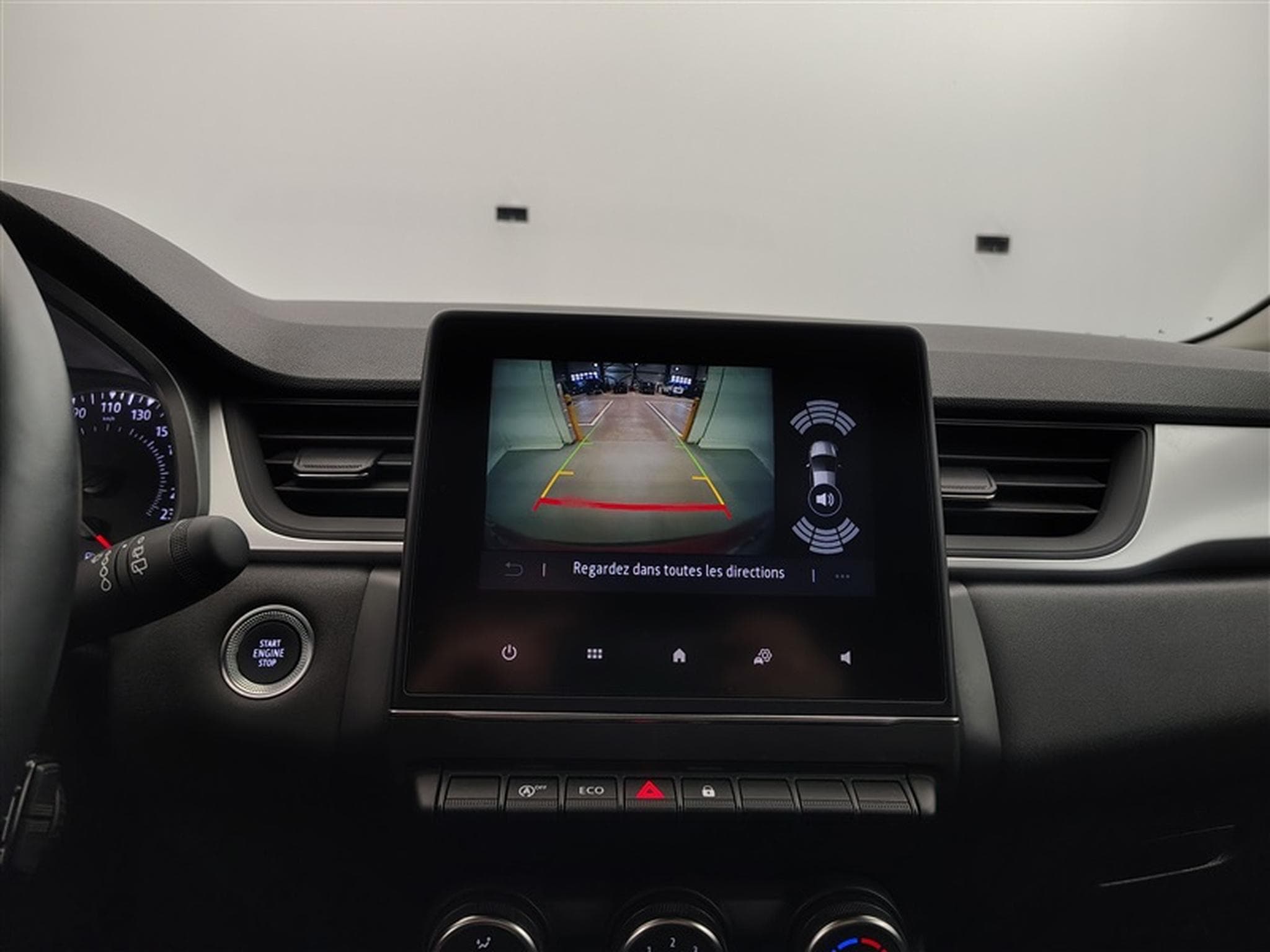 Renault Captur 1.0 TCe Evolution  NAVI / CAMERA / CARPLAY (2024) - Foto 18