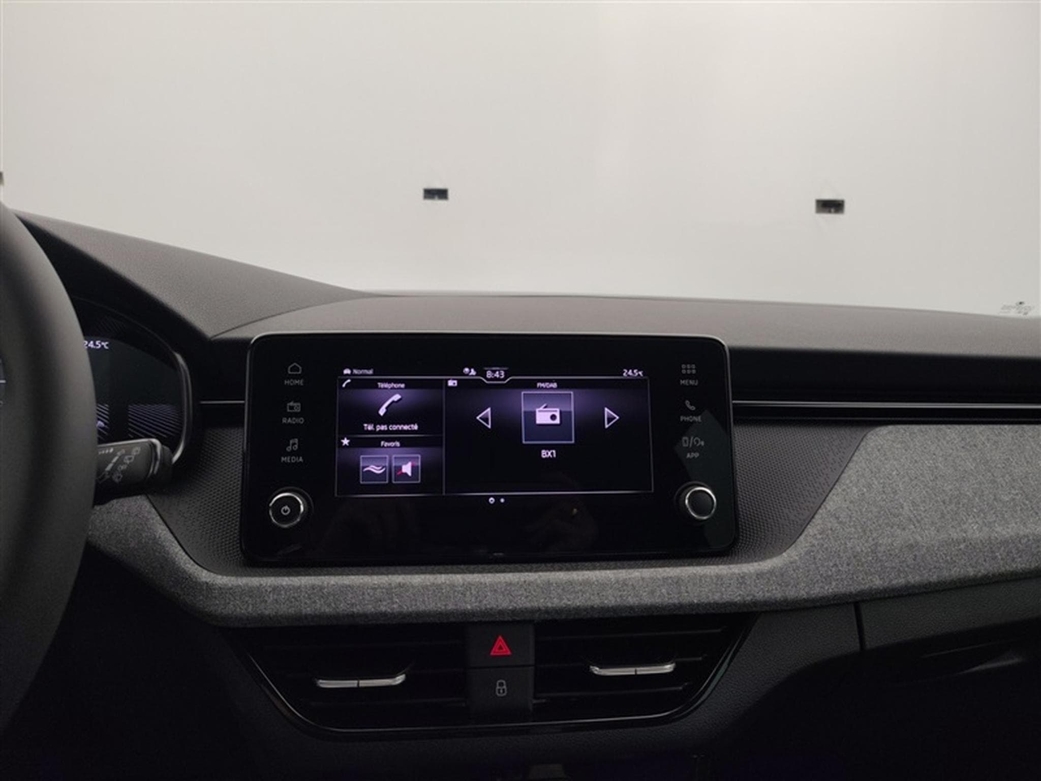 Skoda Kamiq 1.0 TSI 115cv DSG Selection CARPLAY / FULL LED / CAMERA (2026) - Photo 11