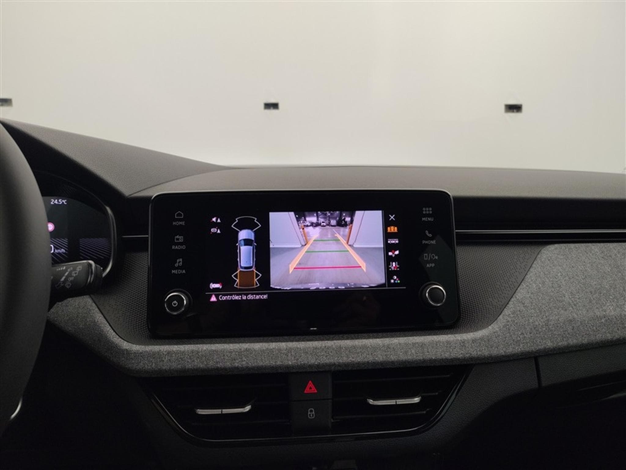 Skoda Kamiq 1.0 TSI 115cv DSG Selection CARPLAY / FULL LED / CAMERA (2026) - Photo 18