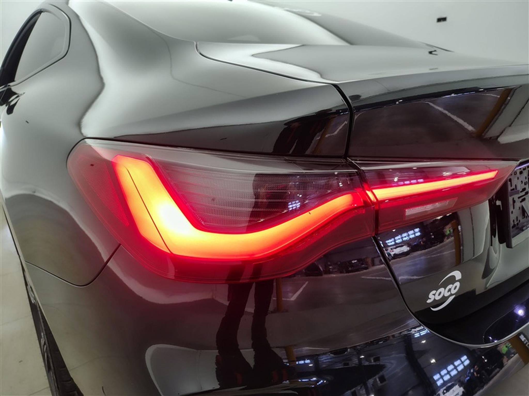 BMW 420 420 iA Pack M NAVI / FULL LED / SIEGES M / CAMERA / JA 18" (2022) - Foto 15