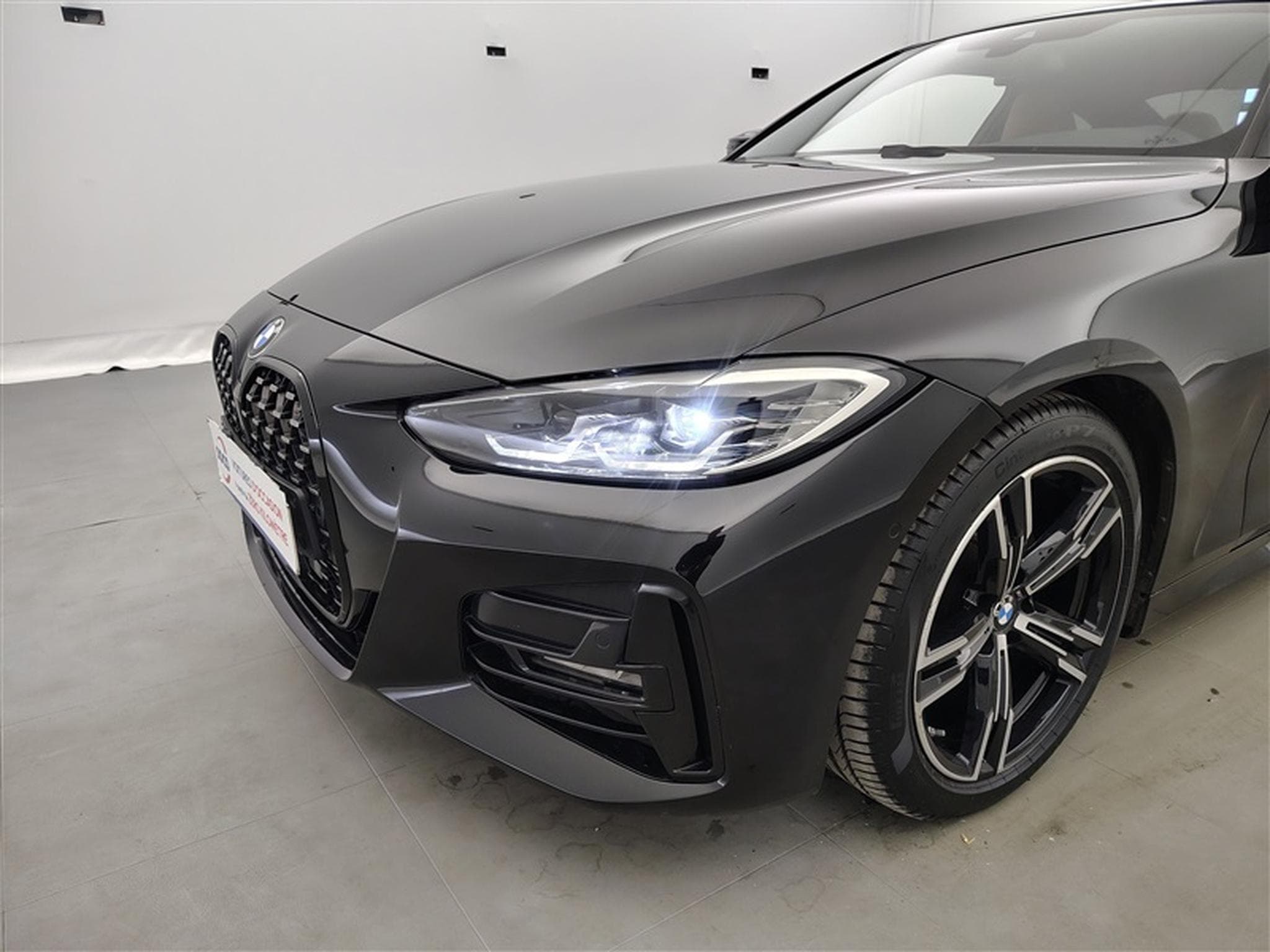 BMW 420 420 iA Pack M NAVI / FULL LED / SIEGES M / CAMERA / JA 18" (2022) - Foto 14