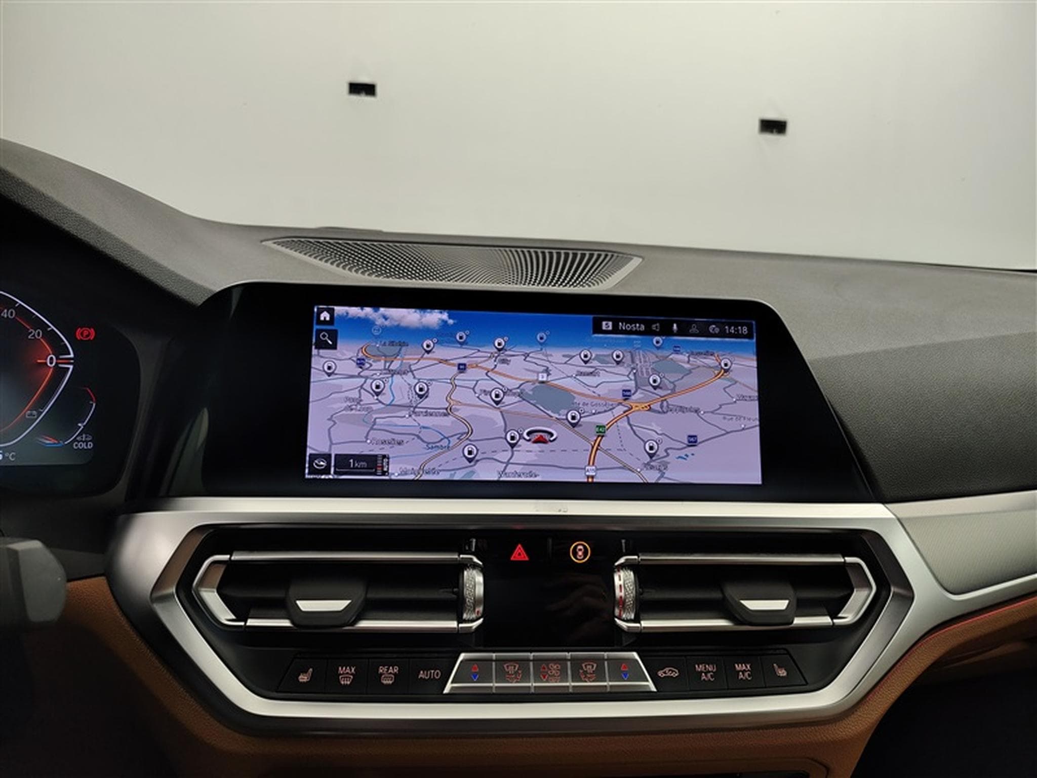 BMW 420 420 iA Pack M NAVI / FULL LED / SIEGES M / CAMERA / JA 18" (2022) - Foto 10