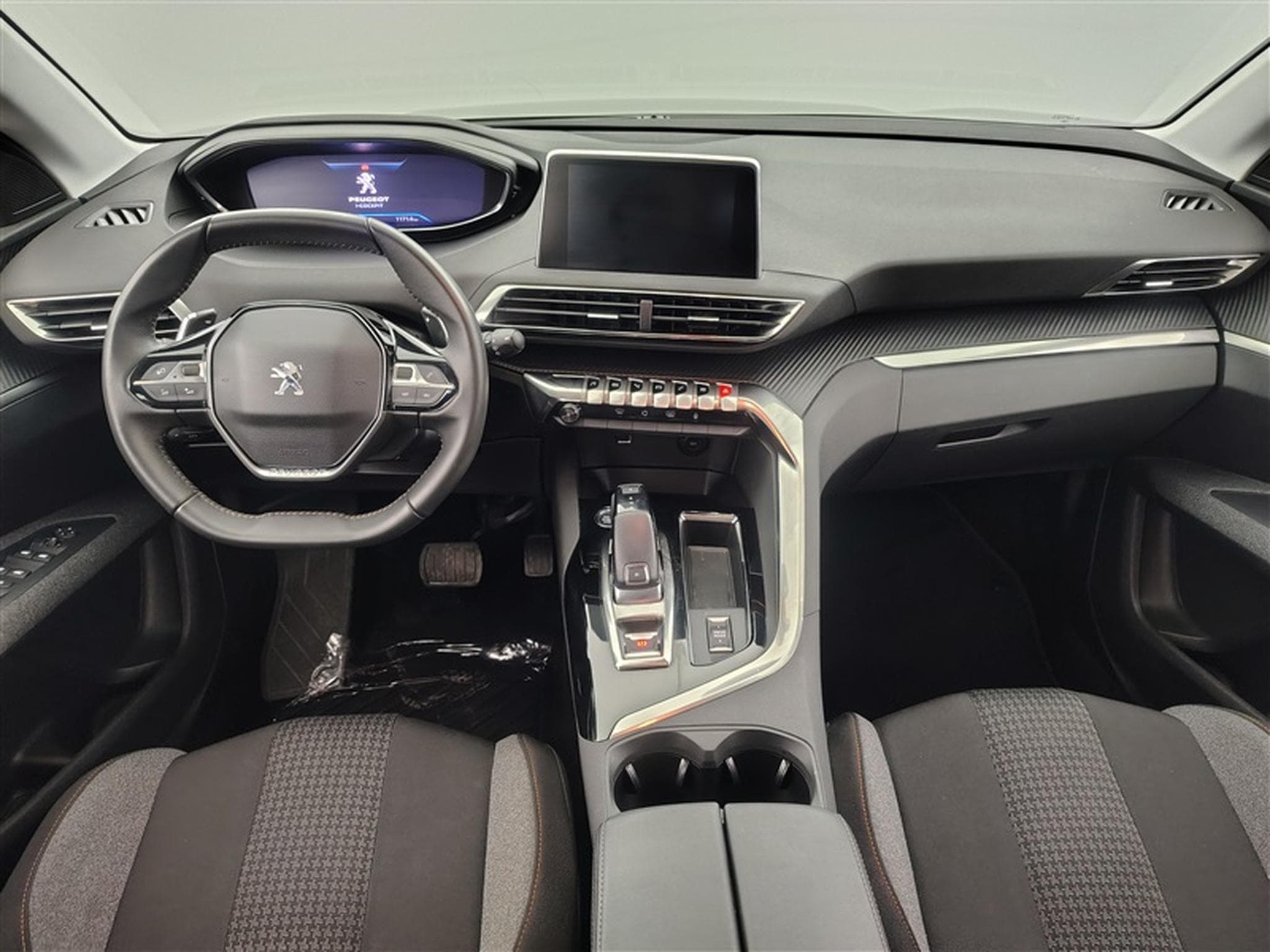 Peugeot 5008 1.2 PureTech 130cv EAT8 Active Pack 7pl. CARPLAY / FULL LED (2022) - Foto 8