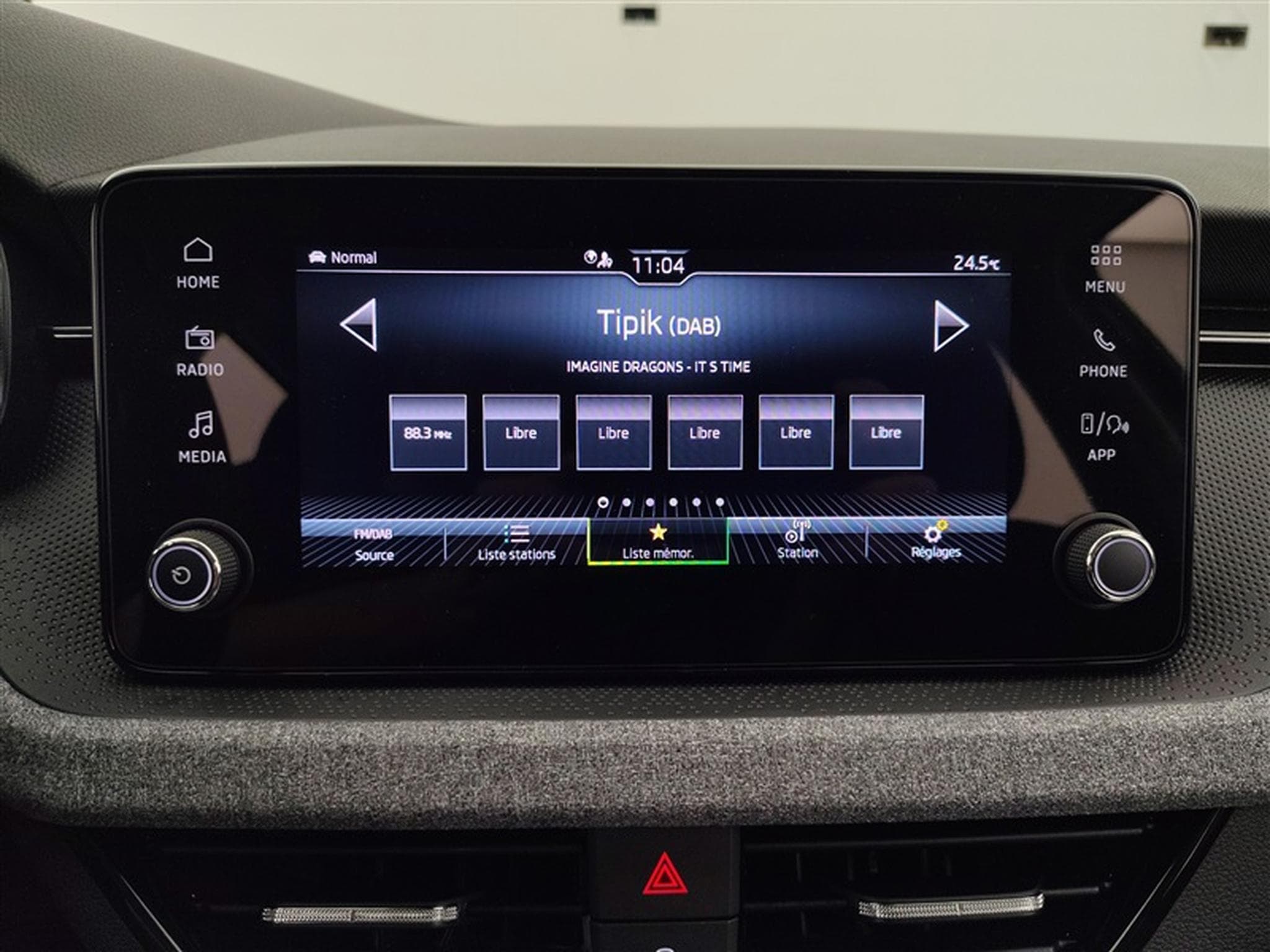 Skoda Kamiq 1.0 TSI 115cv DSG Selection CARPLAY / FULL LED / CAMERA (2026) - Photo 11