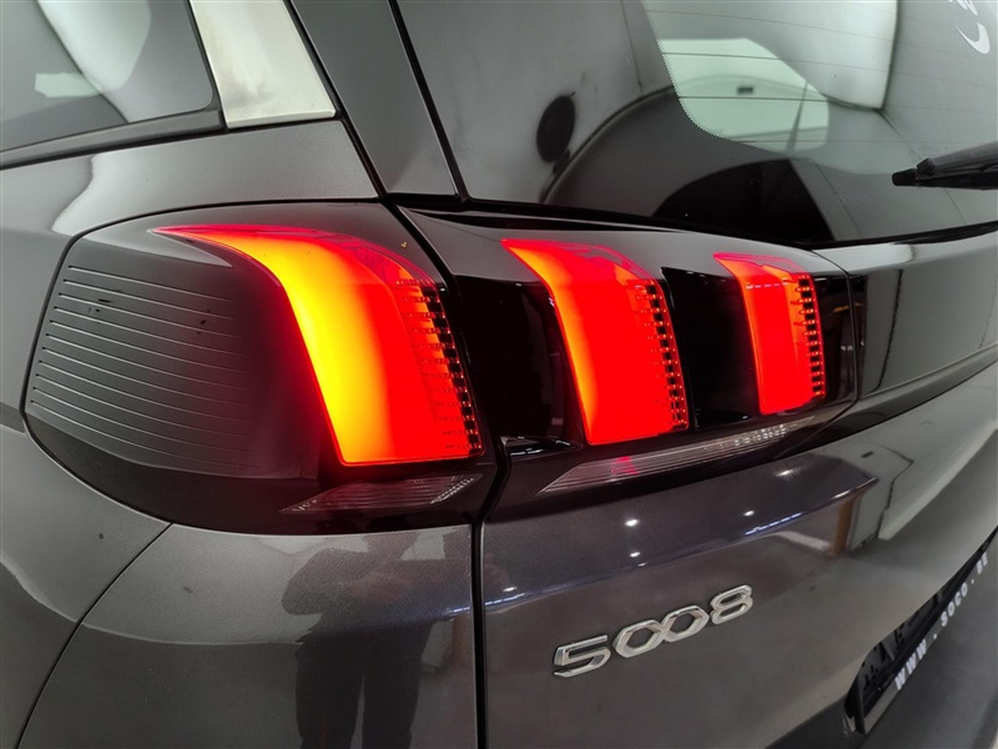 Peugeot 5008 1.2 PureTech 130cv EAT8 Active Pack 7pl. CARPLAY / FULL LED (2022) - Foto 16