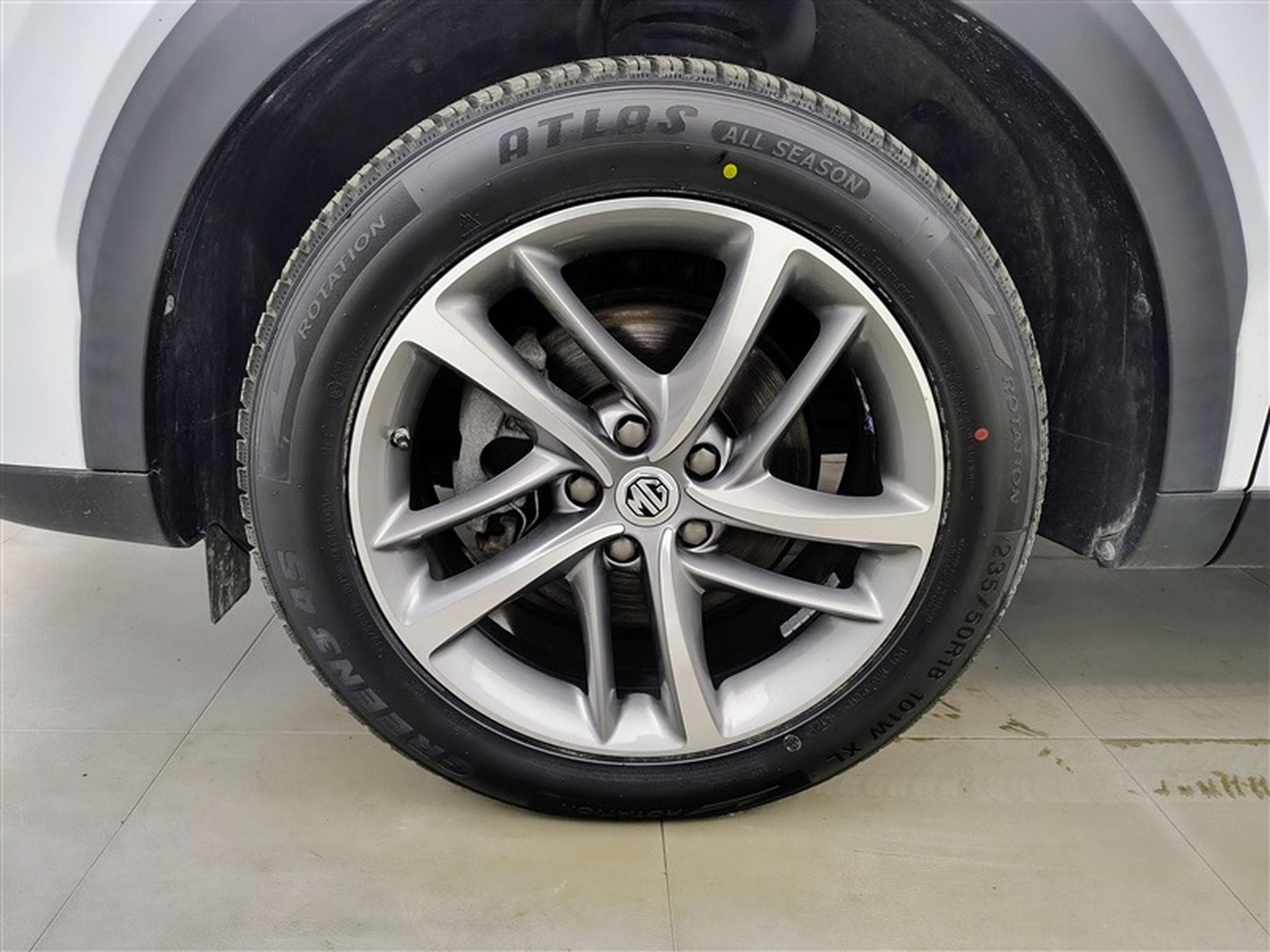 MG EHS 1.5 Turbo PHEV Confort NAVI / CUIR / FULL LED (2022) - Photo 6