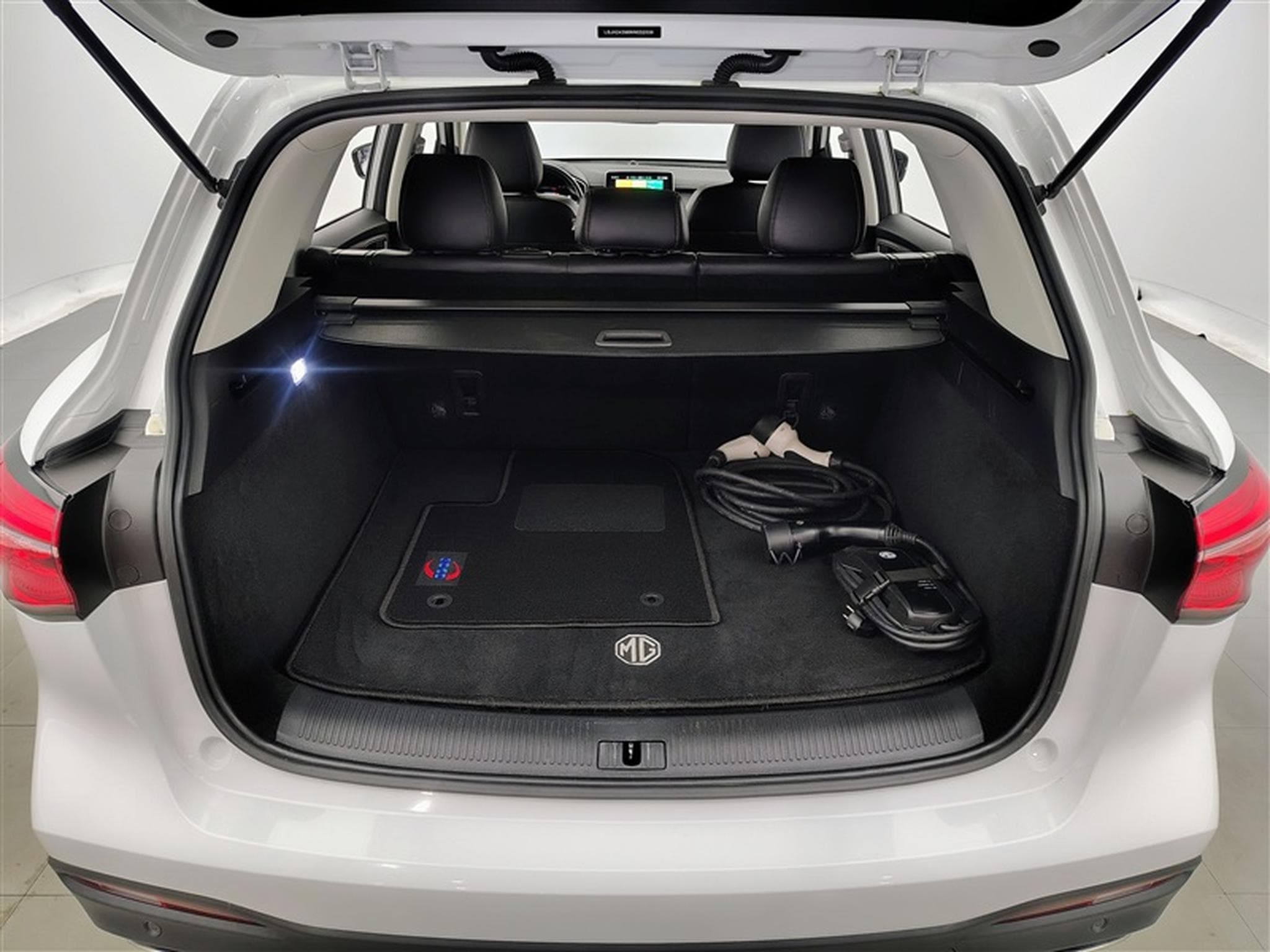 MG EHS 1.5 Turbo PHEV Confort NAVI / CUIR / FULL LED (2022) - Photo 14