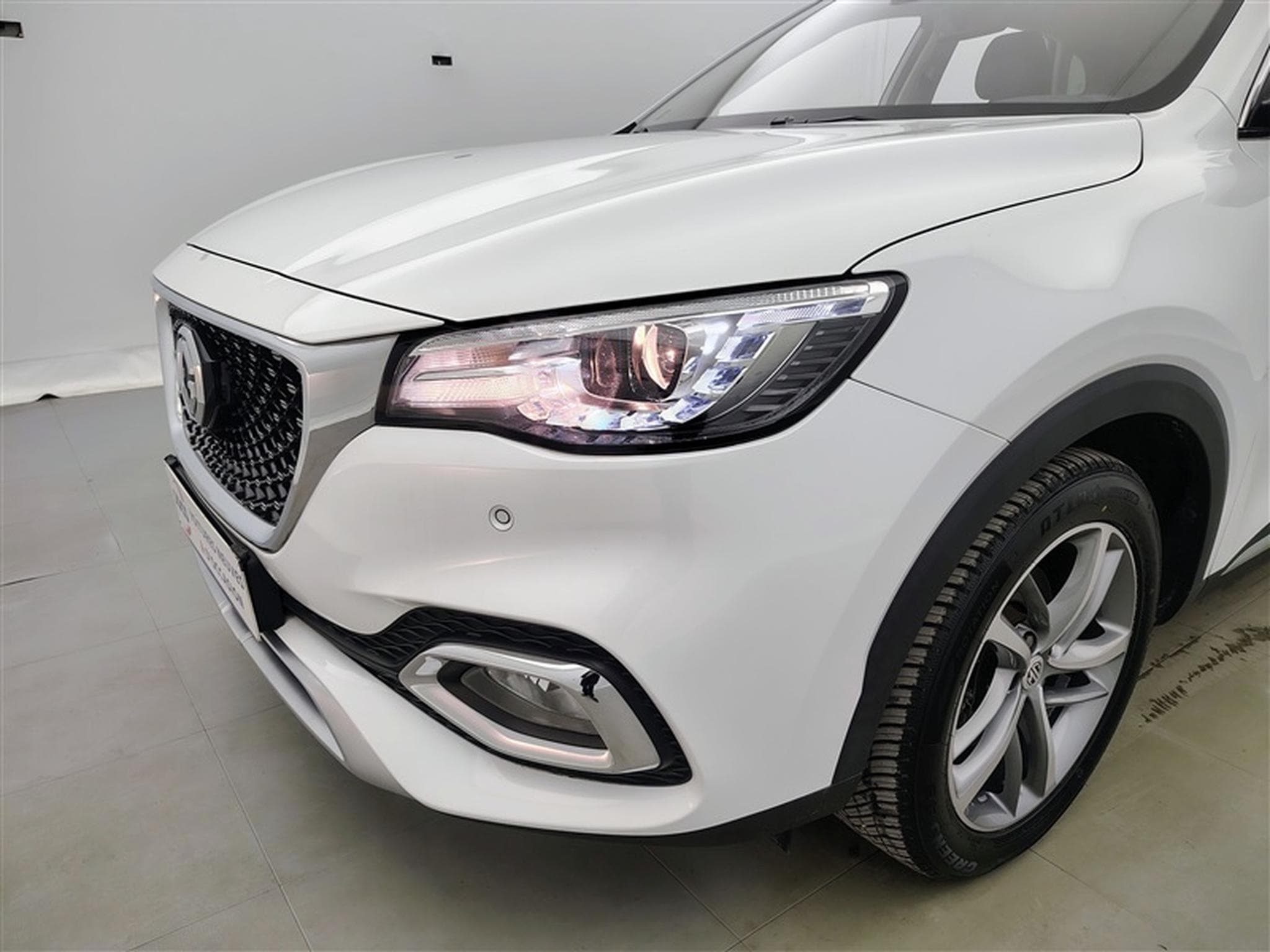 MG EHS 1.5 Turbo PHEV Confort NAVI / CUIR / FULL LED (2022) - Photo 15