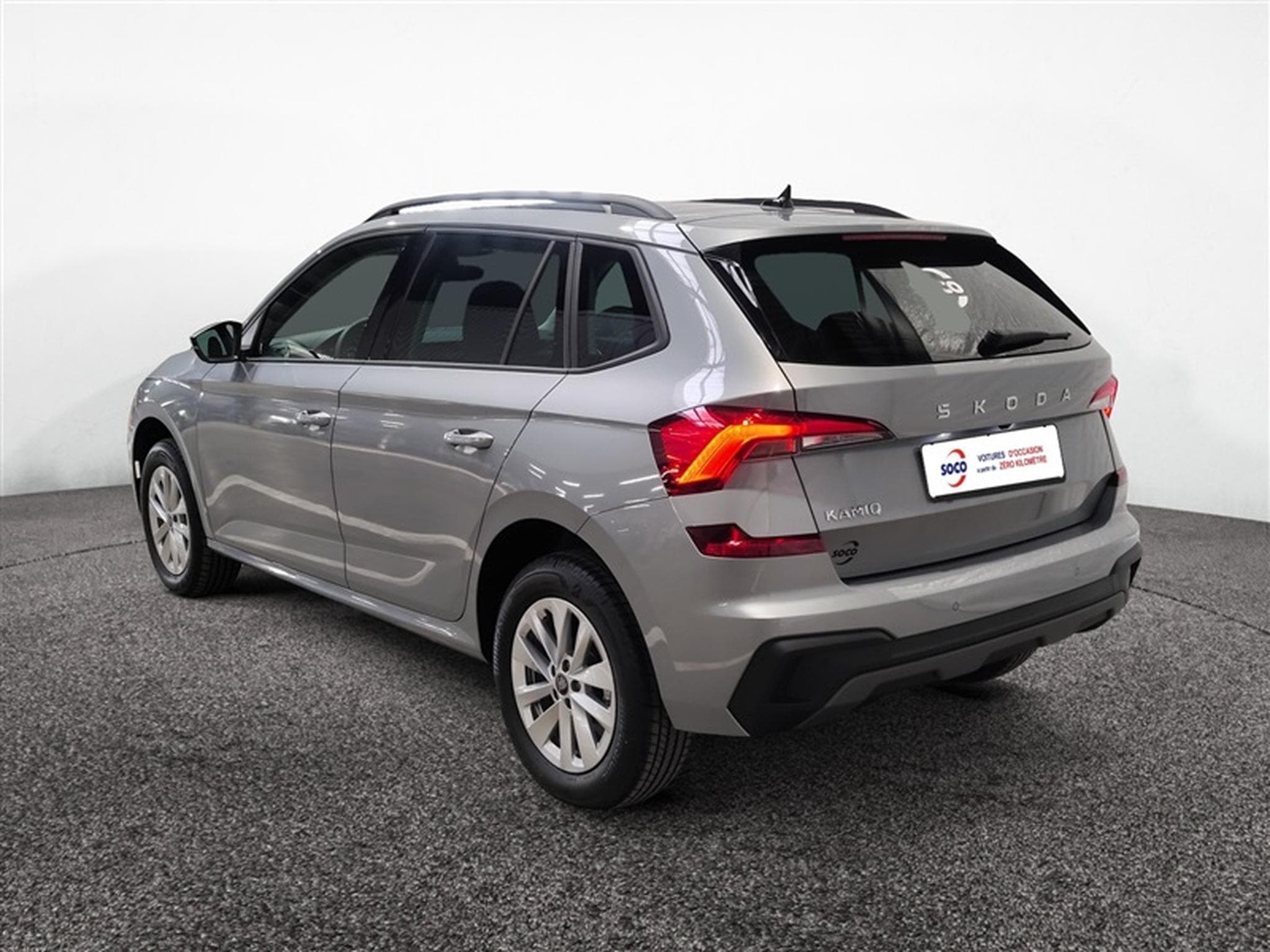 Skoda Kamiq 1.0 TSI 115cv DSG Selection CARPLAY / FULL LED / CAMERA (2026) - Photo 2