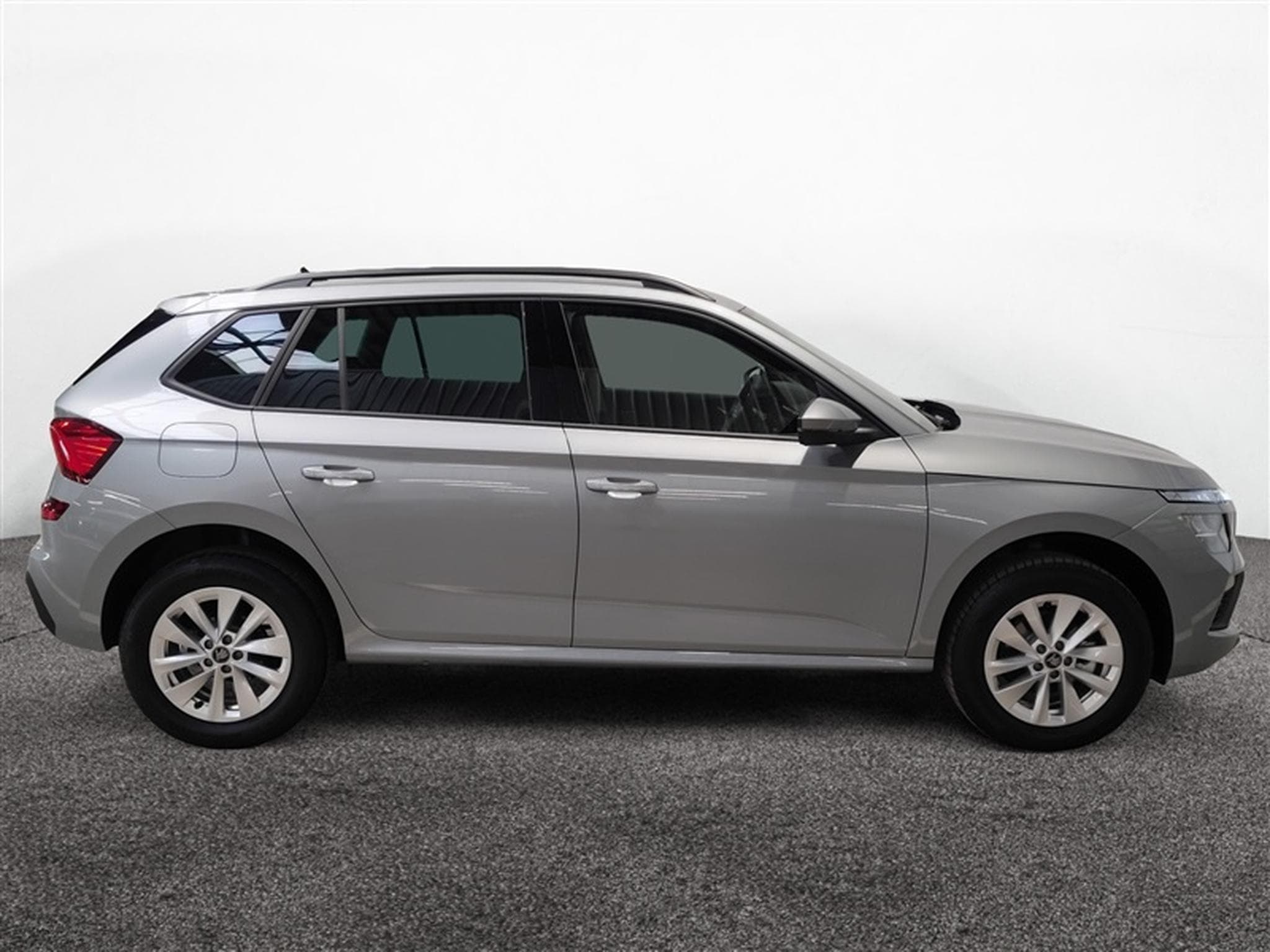 Skoda Kamiq 1.0 TSI 115cv DSG Selection CARPLAY / FULL LED / CAMERA (2026) - Photo 21