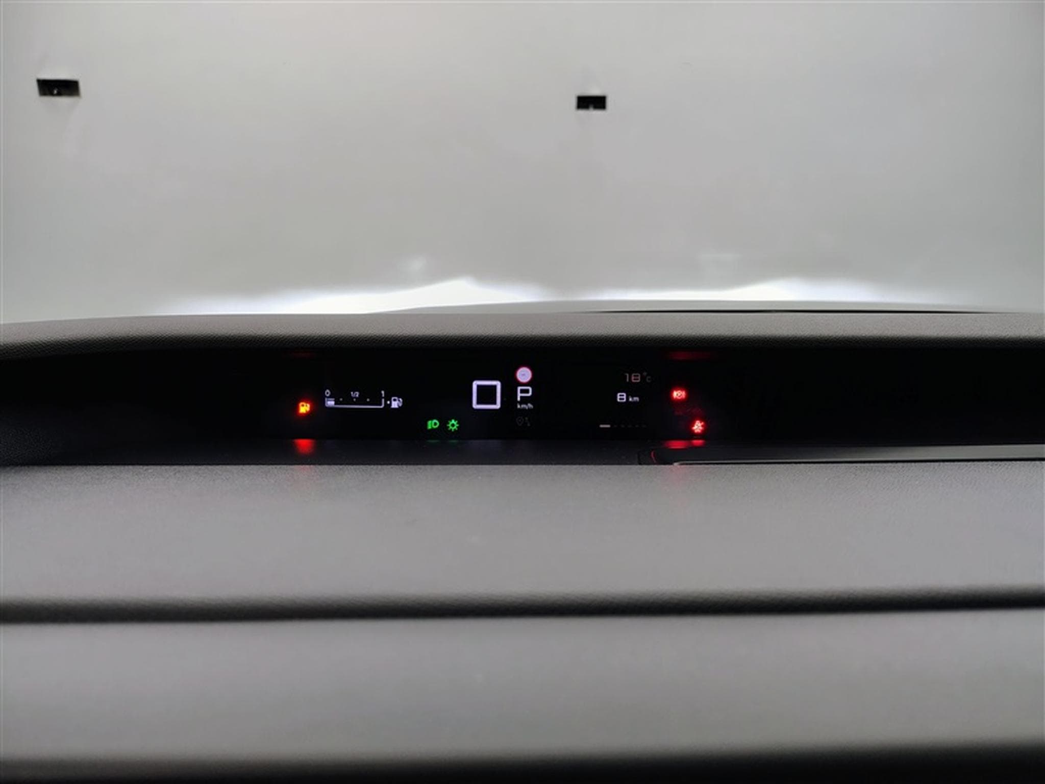 Citroën C3 Aircross 1.2 Hybrid 145Cv e-DCS6 Plus CARPLAY / CAMERA (2025) - Photo 10