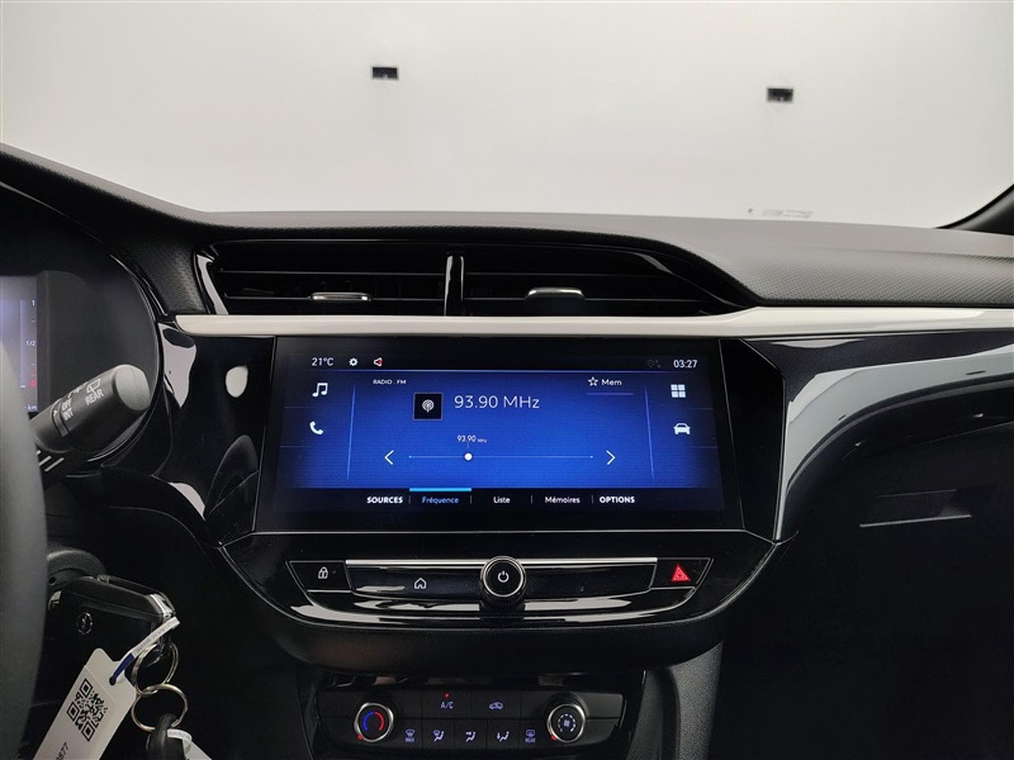 Opel Corsa 1.2 Turbo 100Cv GS S-CUIR / CARPLAY / CAMERA / FULL LED (2025) - Photo 11