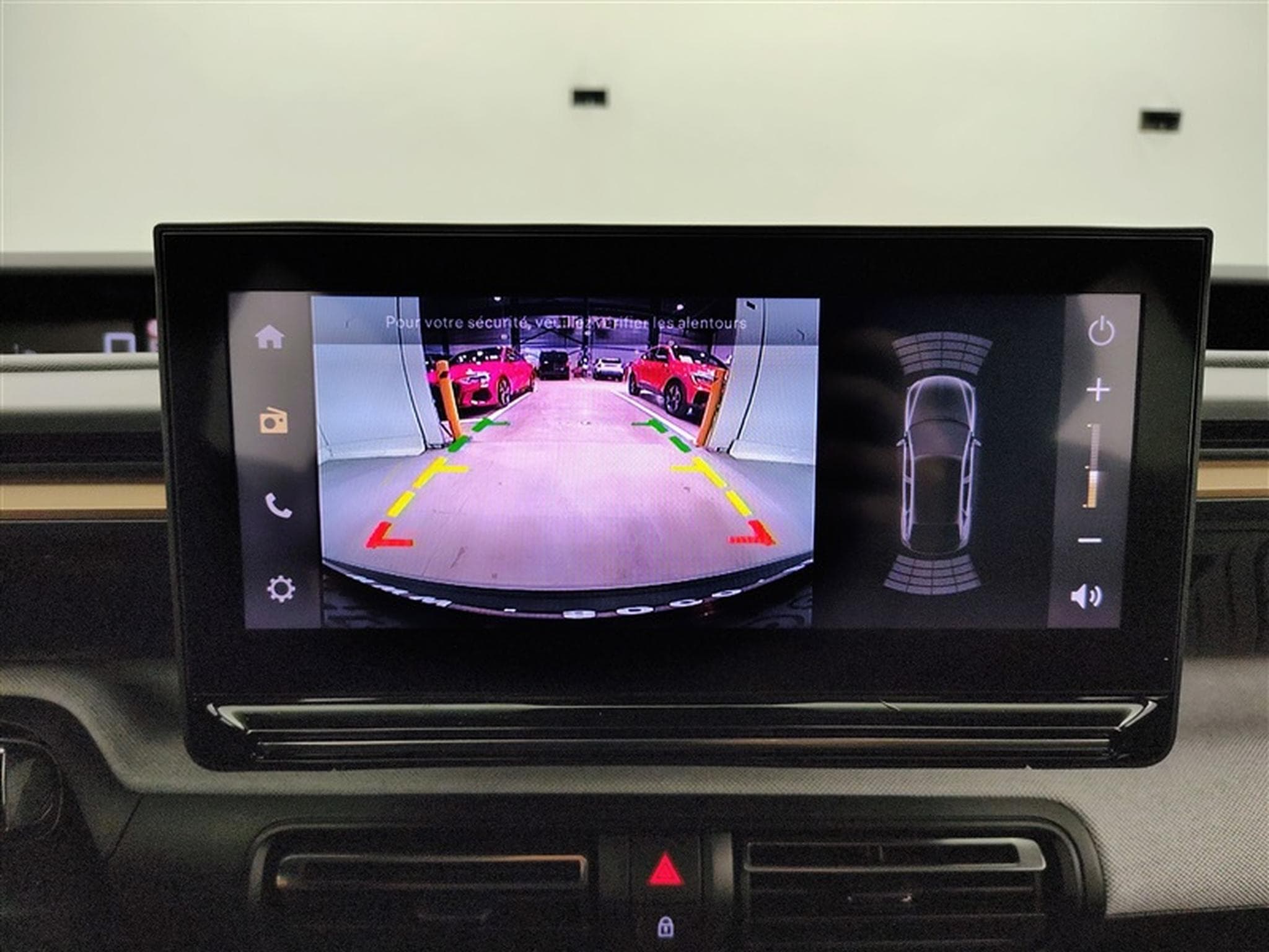 Citroën C3 Aircross 1.2 Hybrid 145Cv e-DCS6 Plus CARPLAY / CAMERA (2025) - Photo 18