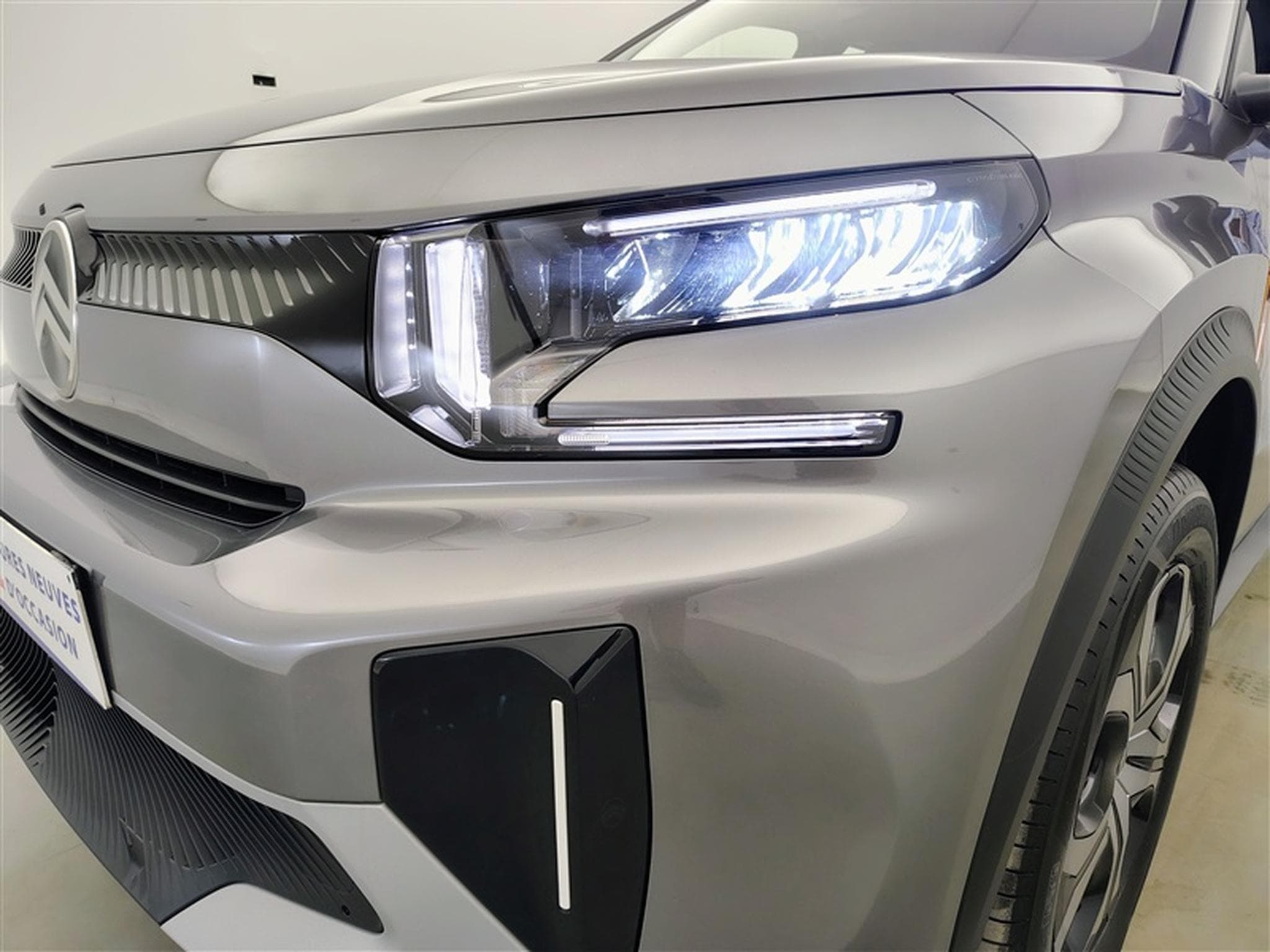 Citroën C3 Aircross 1.2 Hybrid 145Cv e-DCS6 Plus CARPLAY / CAMERA (2025) - Photo 15