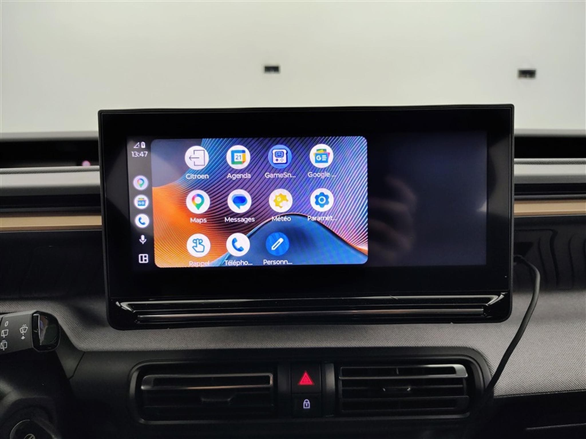 Citroën C3 Aircross 1.2 Hybrid 145Cv e-DCS6 Plus CARPLAY / CAMERA (2025) - Photo 20