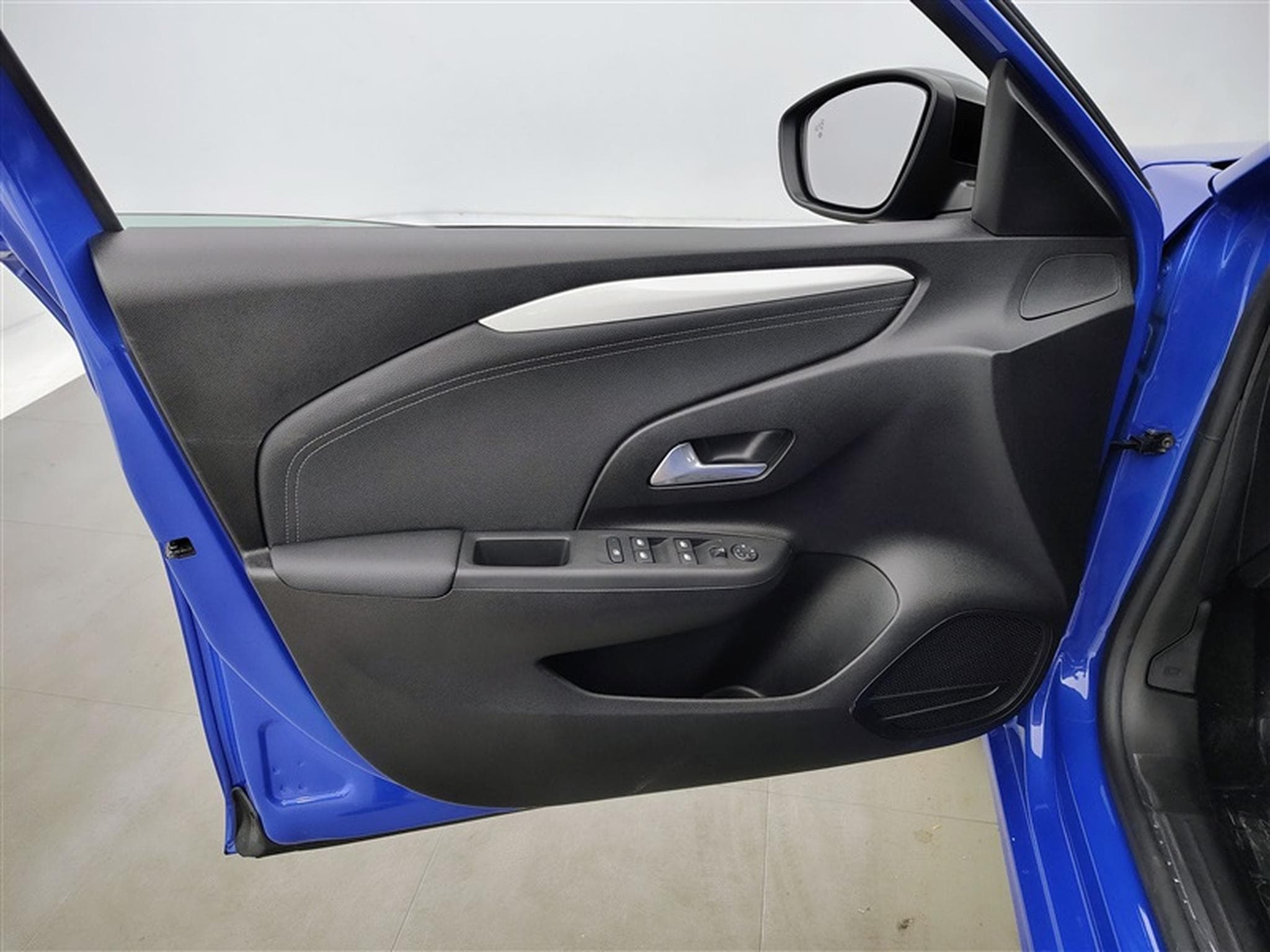 Opel Corsa 1.2 Turbo 100Cv GS S-CUIR / CARPLAY / CAMERA / FULL LED (2025) - Photo 17