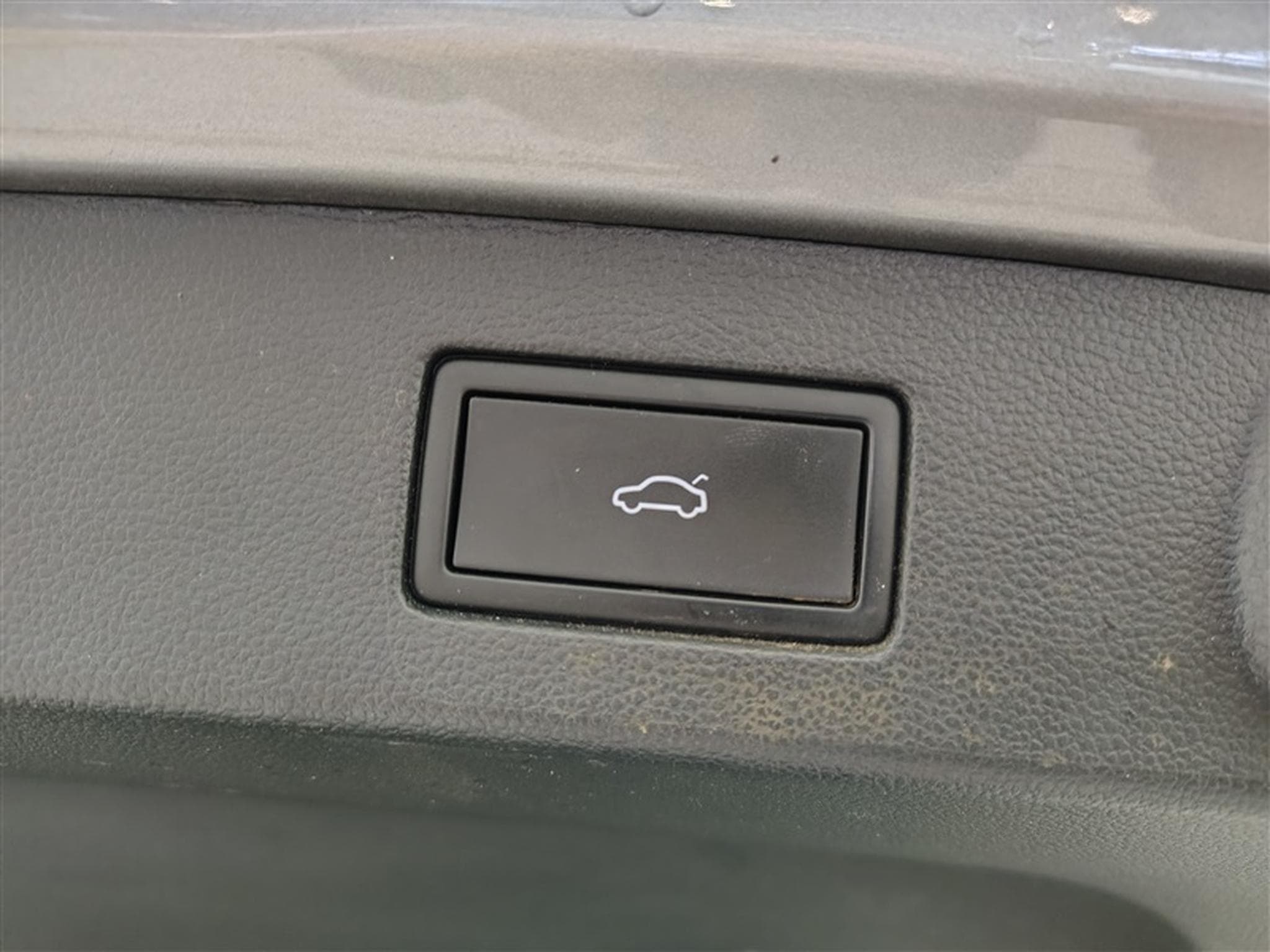 VW Arteon SB eHybrid 1.4 Elegance DSG (160 kW) CUIR/NAVI/TO PANO (2022) - Photo 20