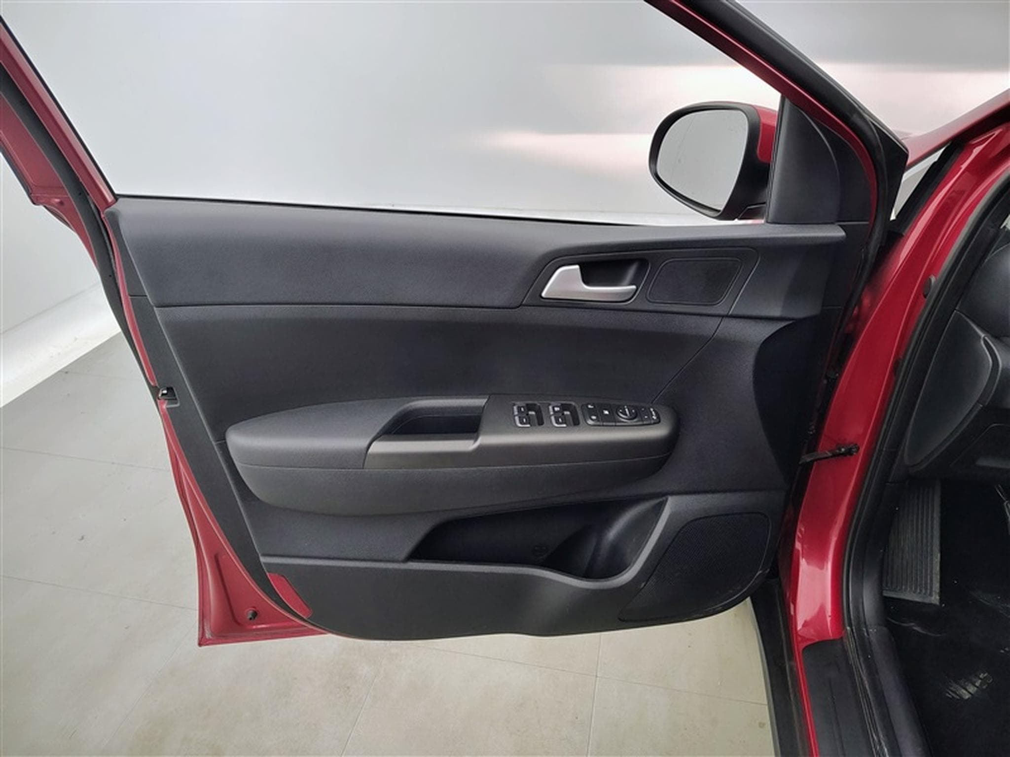 Kia Sportage 1.6i Must NAVI/FULL LED/JA17/PDC (2020) - Photo 17