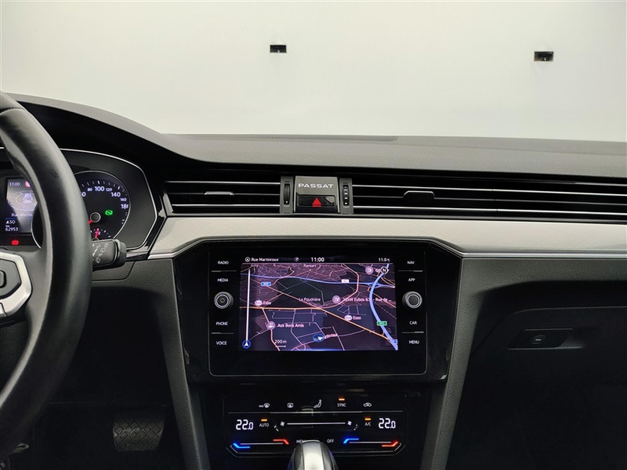 VW Passat 2.0 TDi Style DSG Navi / Led / PDC av+ar + Caméra (2021) - Photo 11