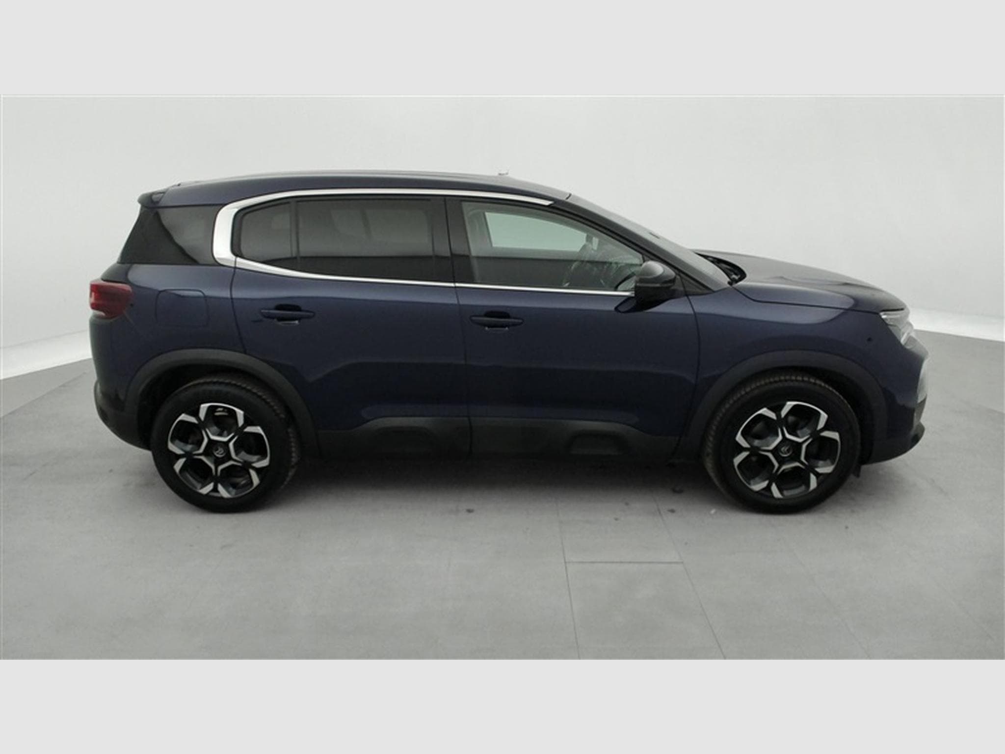 Citroën C5 Aircross 1.2 PureTech Feel EAT8 (2022) - Photo 24