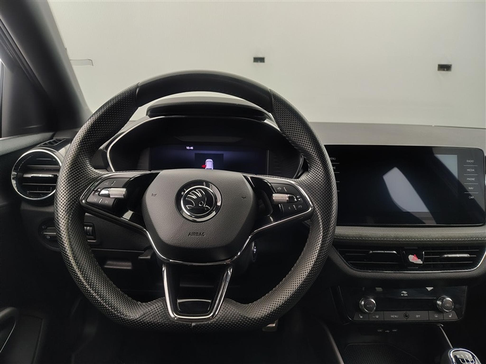 Skoda Fabia 1.0 TSI Selection *NAVI/CAMERA/PDC/CARPLAY/FULL LED/JA* (2024) - Foto 9