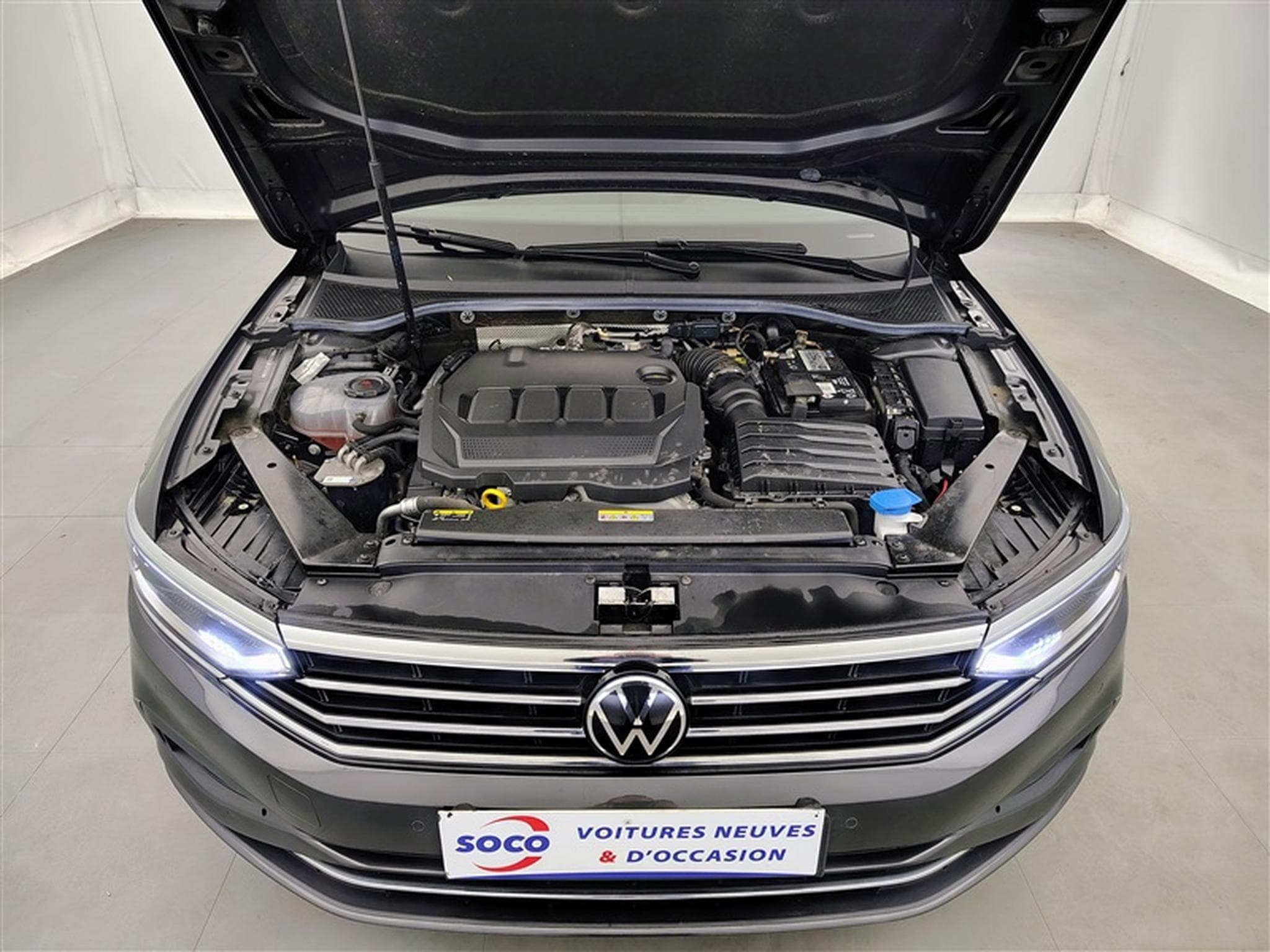 VW Passat 2.0 TDi Style DSG Navi / Led / PDC av+ar + Caméra (2021) - Photo 21