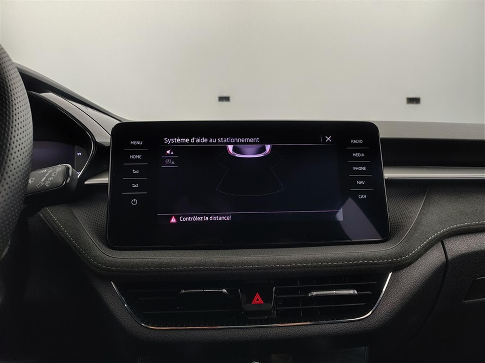 Skoda Fabia 1.0 TSI Selection *NAVI/CAMERA/PDC/CARPLAY/FULL LED/JA* (2024) - Foto 16