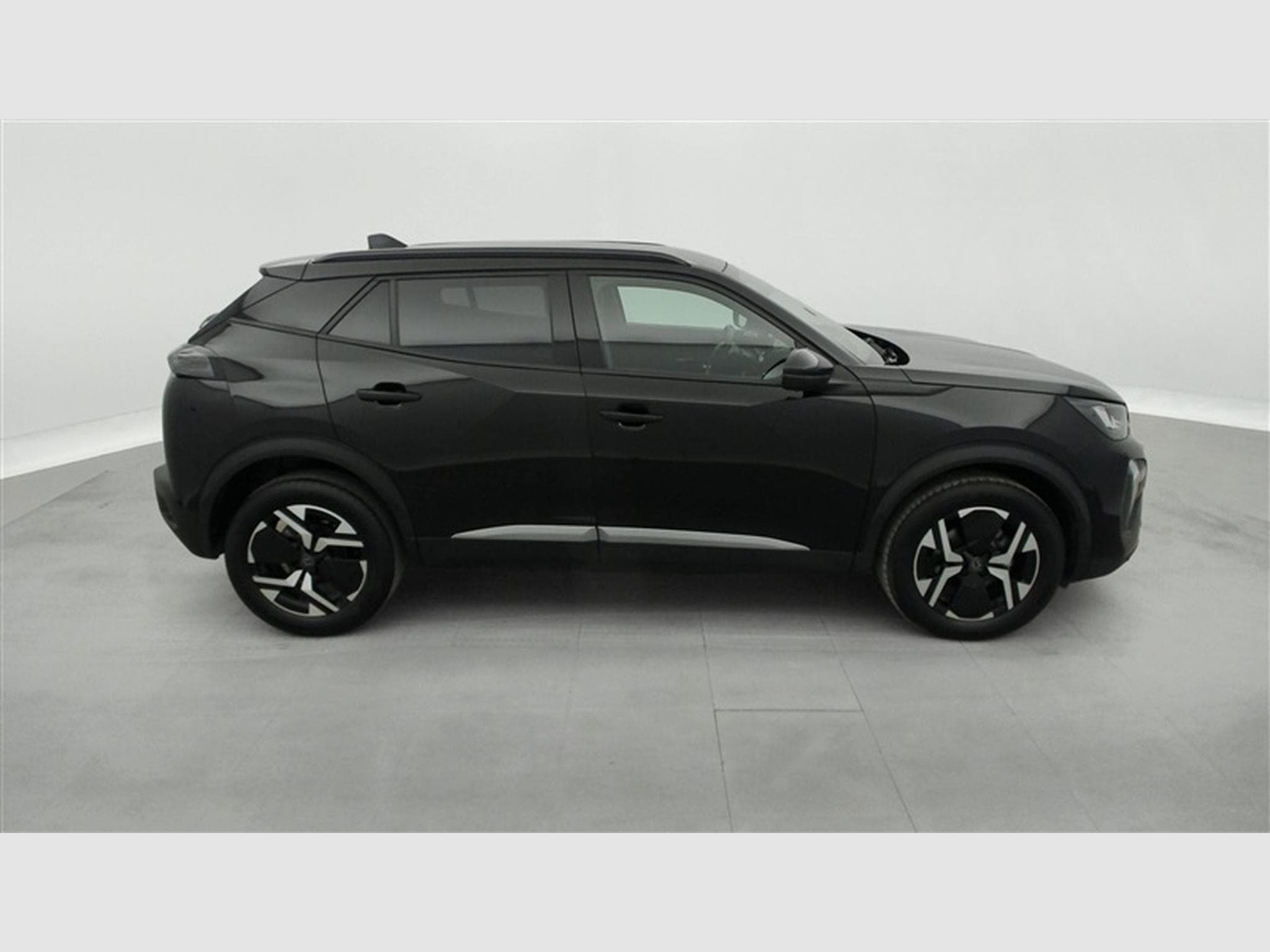 Peugeot 2008 1.2 PureTech Allure CARPLAY / FULL LED / PDC (2025) - Photo 24