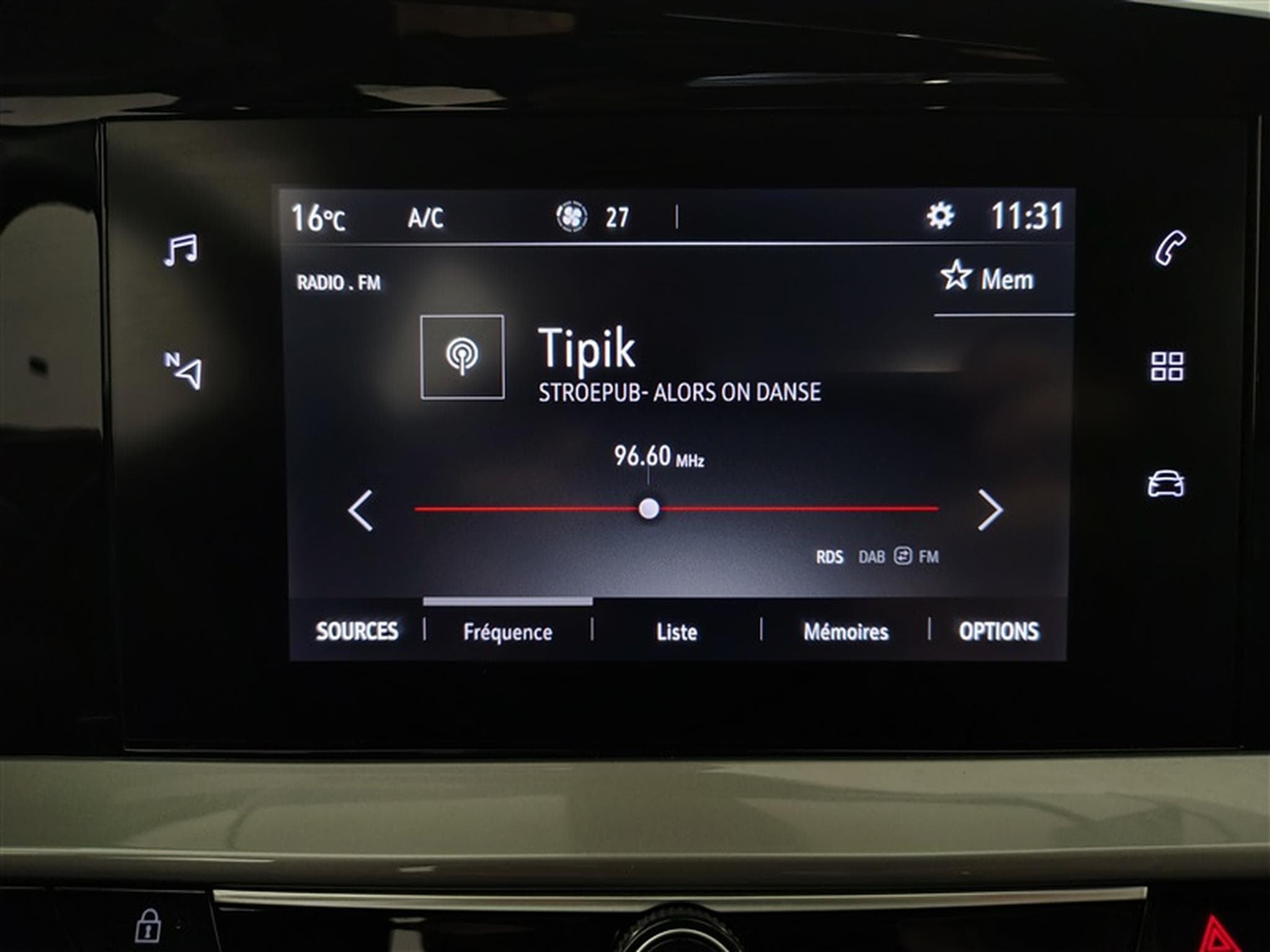Opel Mokka 1.2 Turbo 136Cv Elegance CARPLAY / CAMERA / FULL LED (2023) - Photo 11