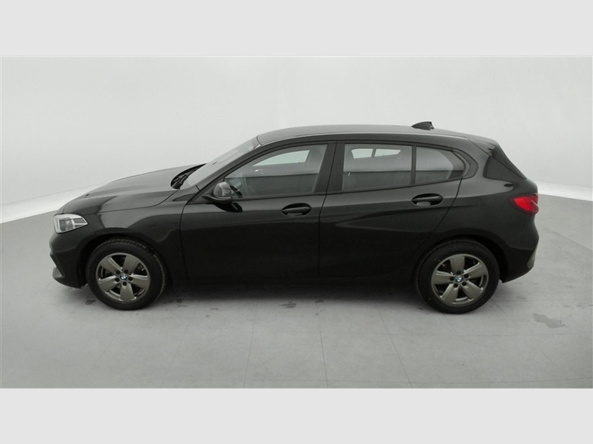 BMW 116 116d Business Line NAVI/FULL LED/JA/PDC (2023) - Photo 3