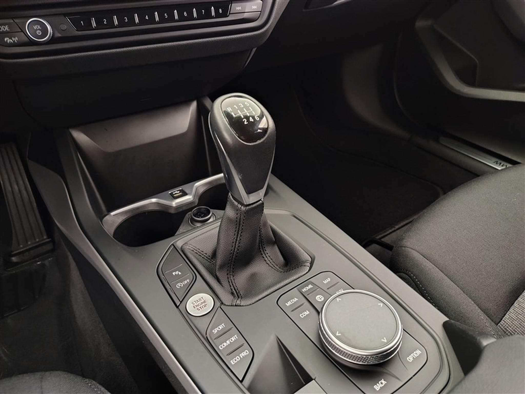 BMW 116 116d Business Line NAVI/FULL LED/JA/PDC (2023) - Photo 12