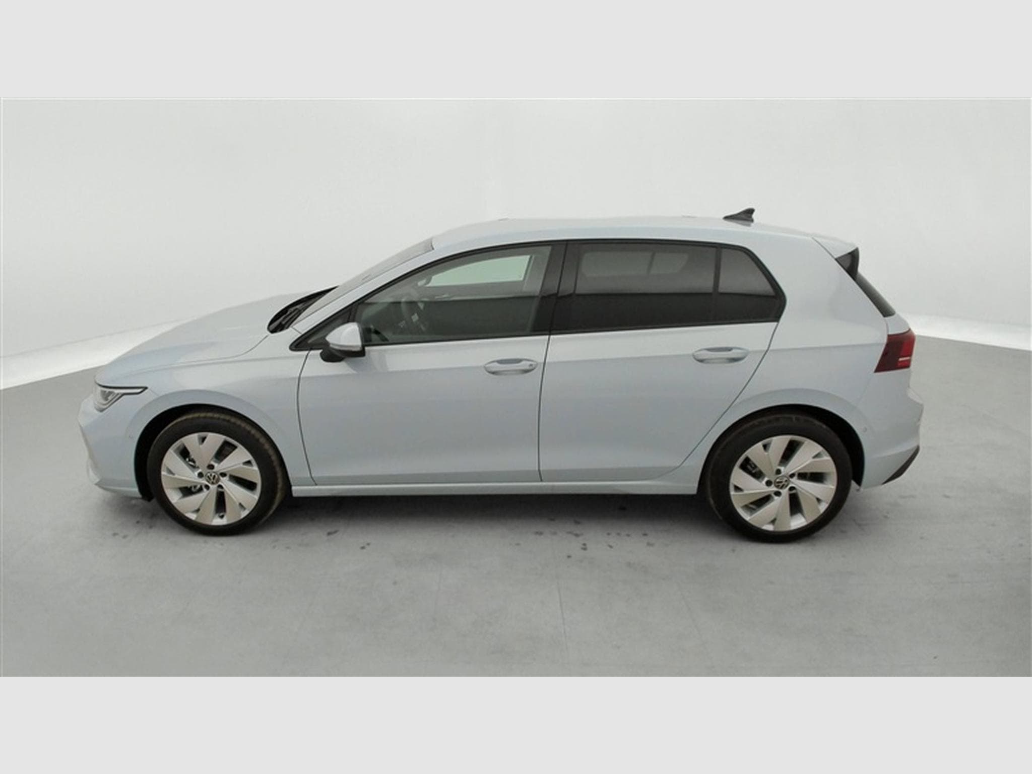 VW Golf 1.5 eTSI 115cv DSG Prime CARPLAY / FULL LED / CAMERA / JA 17 (2026) - Photo 3