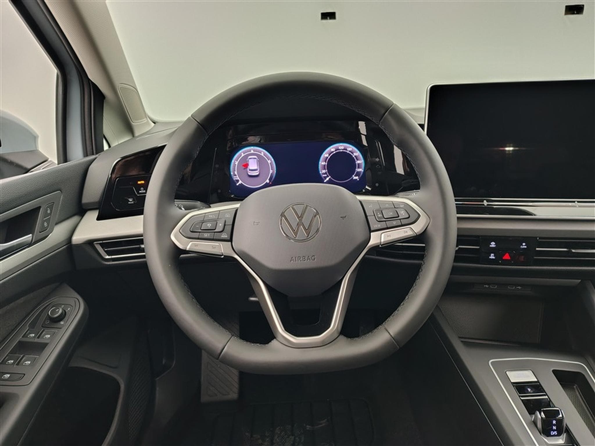 VW Golf 1.5 eTSI 115cv DSG Prime CARPLAY / FULL LED / CAMERA / JA 17 (2026) - Photo 9