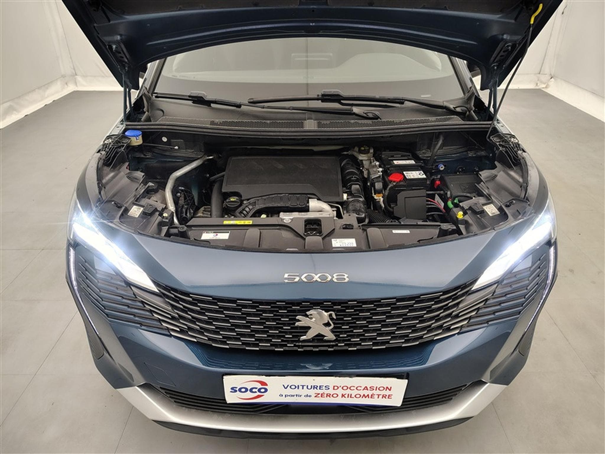 Peugeot 5008 1.2 PureTech 130cv Active Pack CARPLAY / FULL LED / CAMERA (2023) - Foto 20