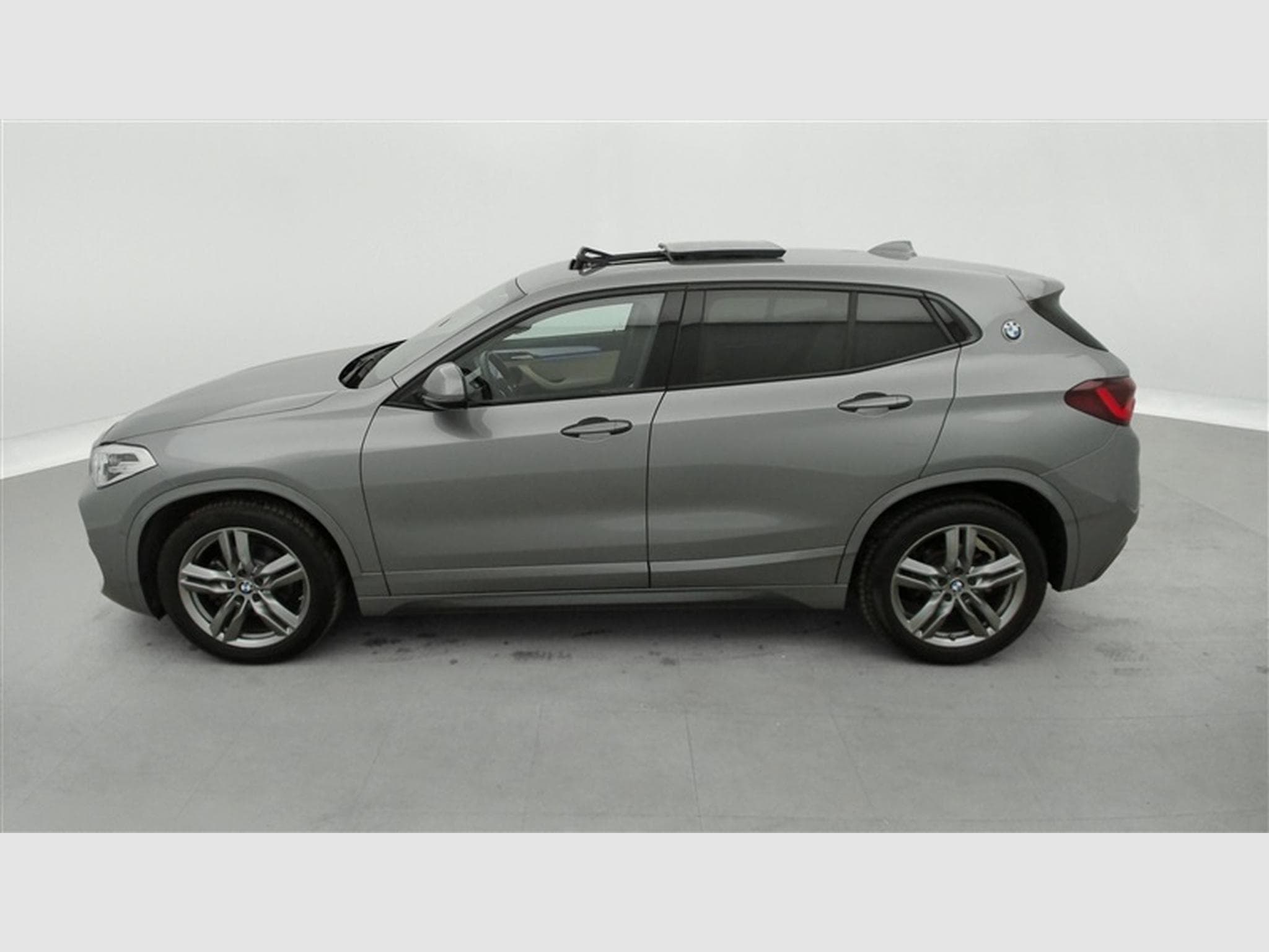 BMW X2 1.5 dA sDrive16 M-SPORT/CUIR/NAVI/TO PANO/FULL LED/JA18 (2023) - Photo 3