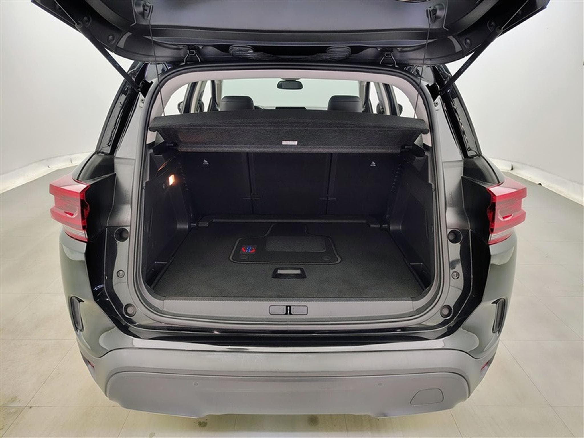 Citroën C5 Aircross 1.2 PureTech 130cv Plus NAVI / CARPLAY / CAMERA (2024) - Photo 14