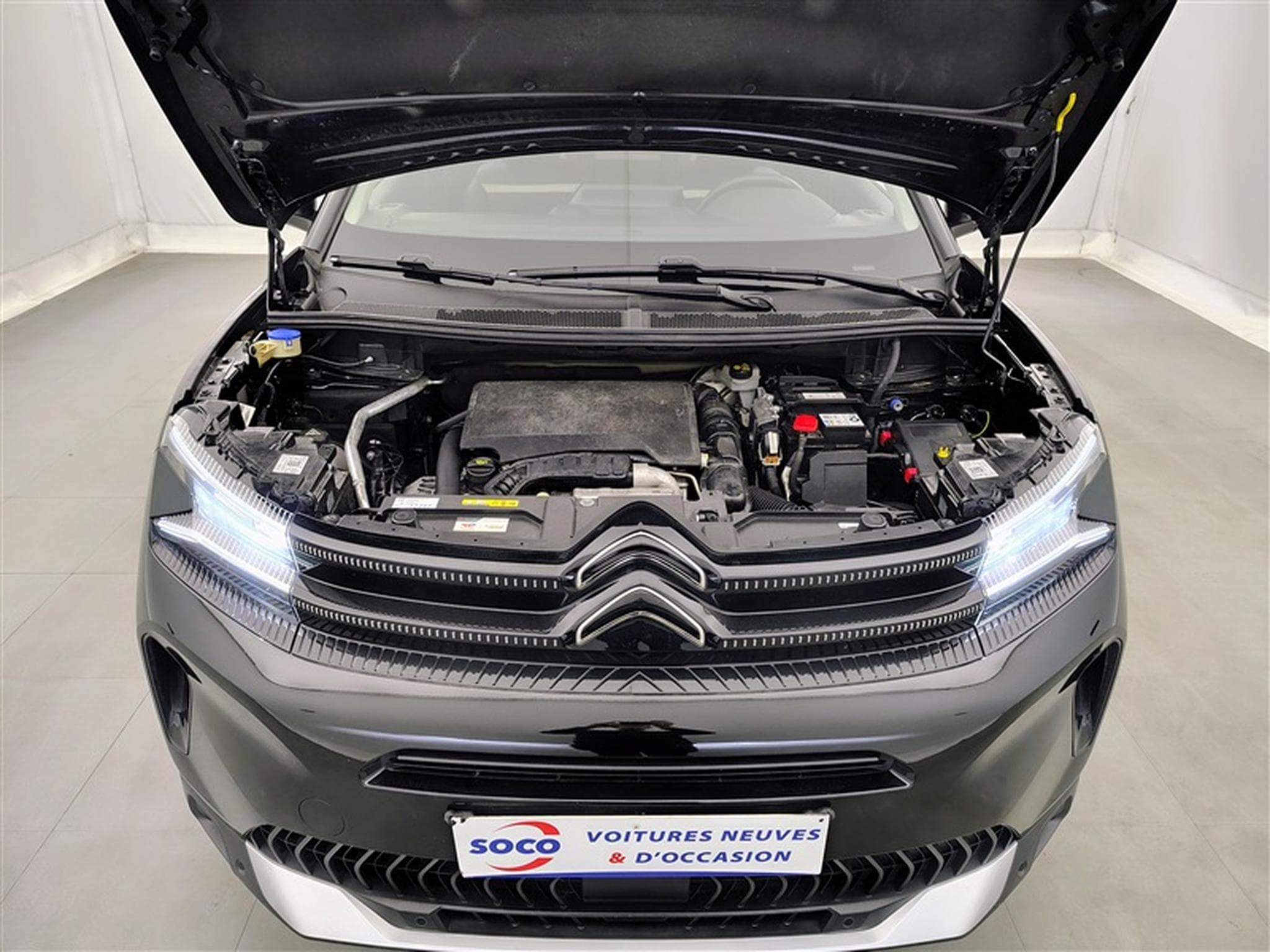 Citroën C5 Aircross 1.2 PureTech 130cv Plus NAVI / CARPLAY / CAMERA (2024) - Photo 18
