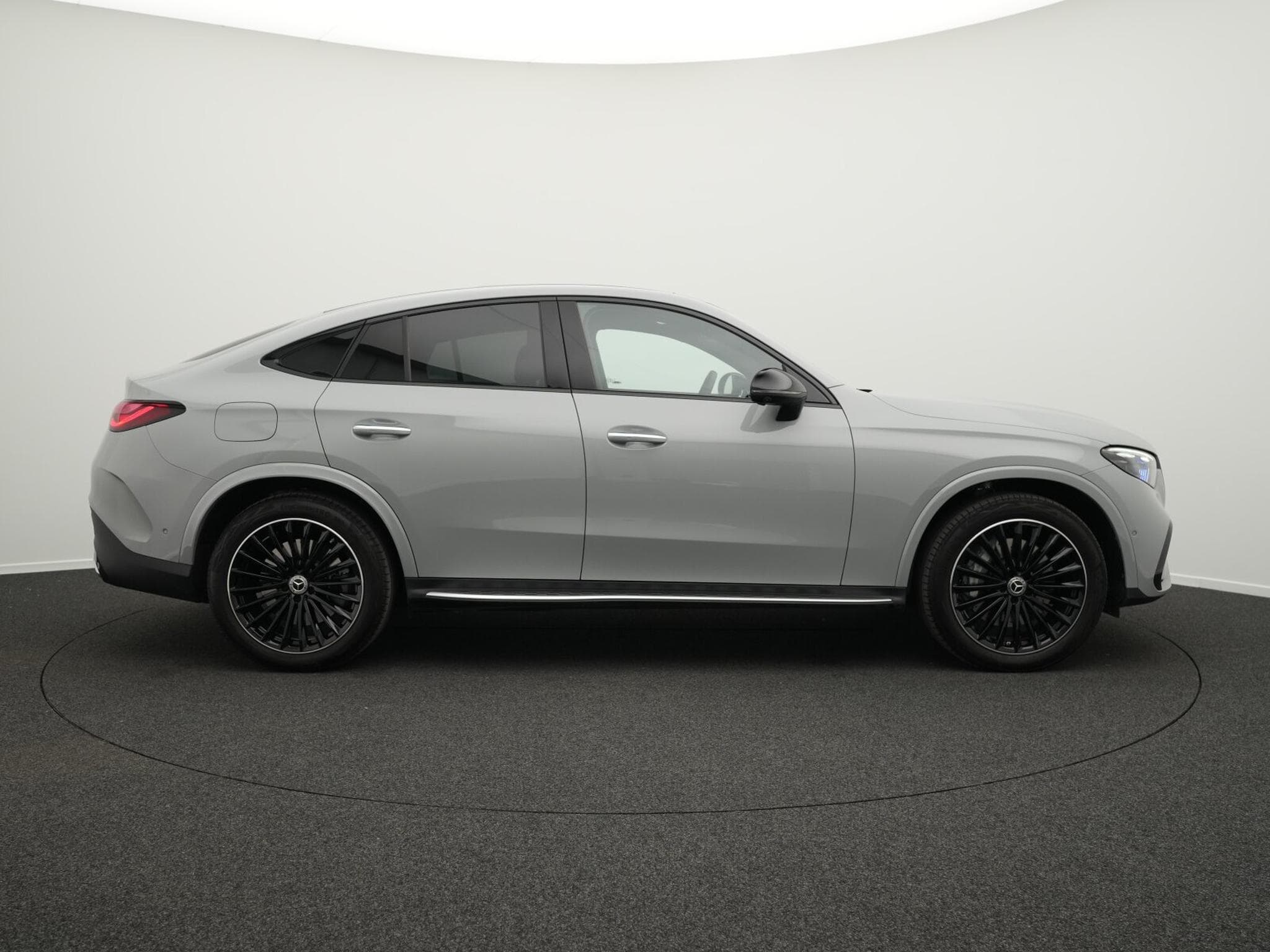 Mercedes GLC 450 d 4MATIC Coupé AMG-Line Premium Plus (2026) - Photo 5