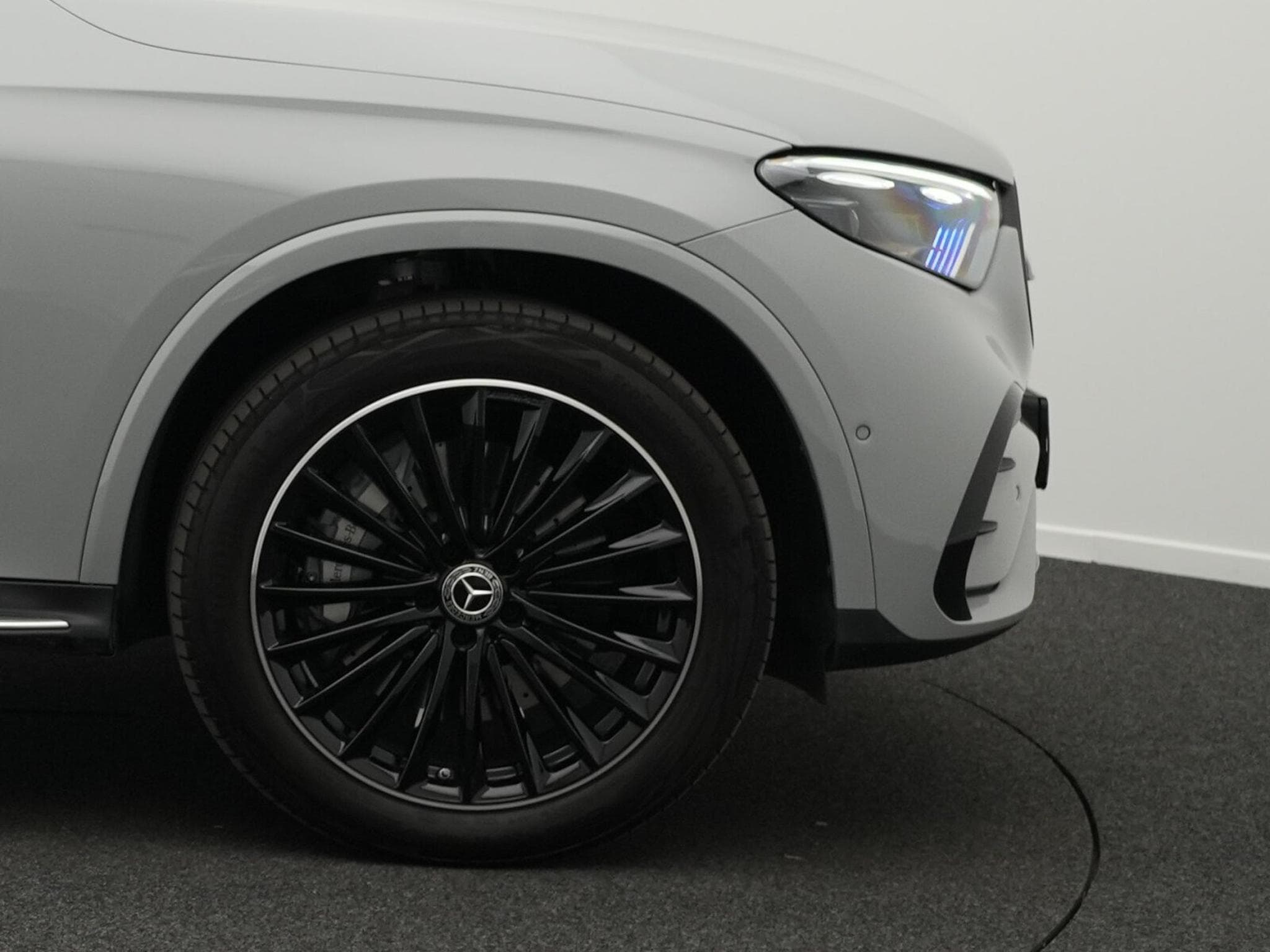 Mercedes GLC 450 d 4MATIC Coupé AMG-Line Premium Plus (2026) - Photo 8