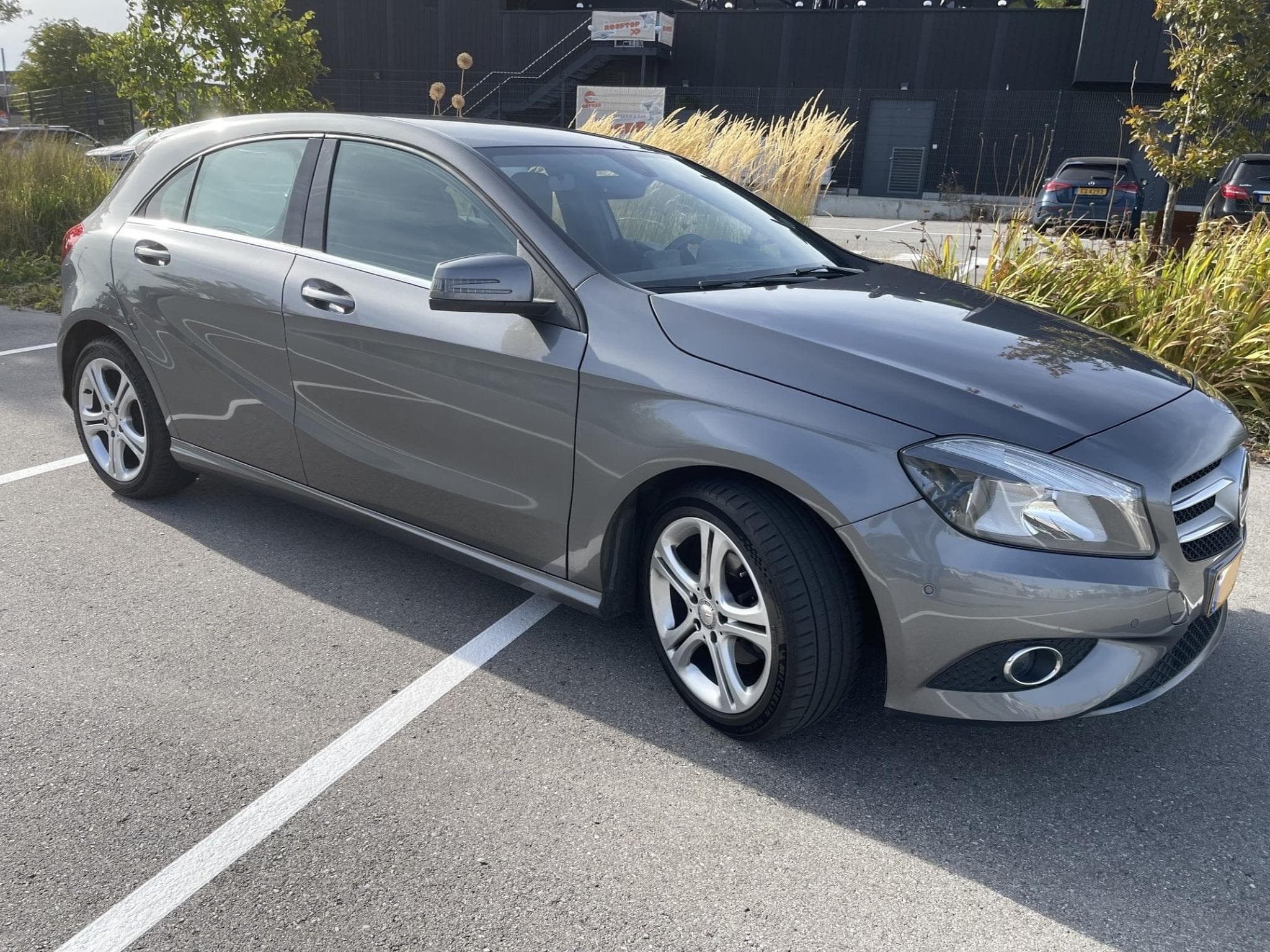 Mercedes A 180 (2013) - Photo 3