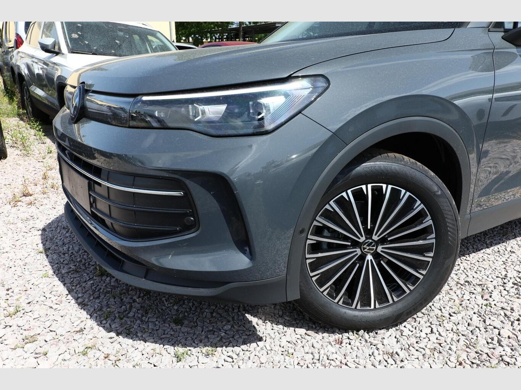 VW Tiguan DSG LED+ Pano (2026) - Photo 5