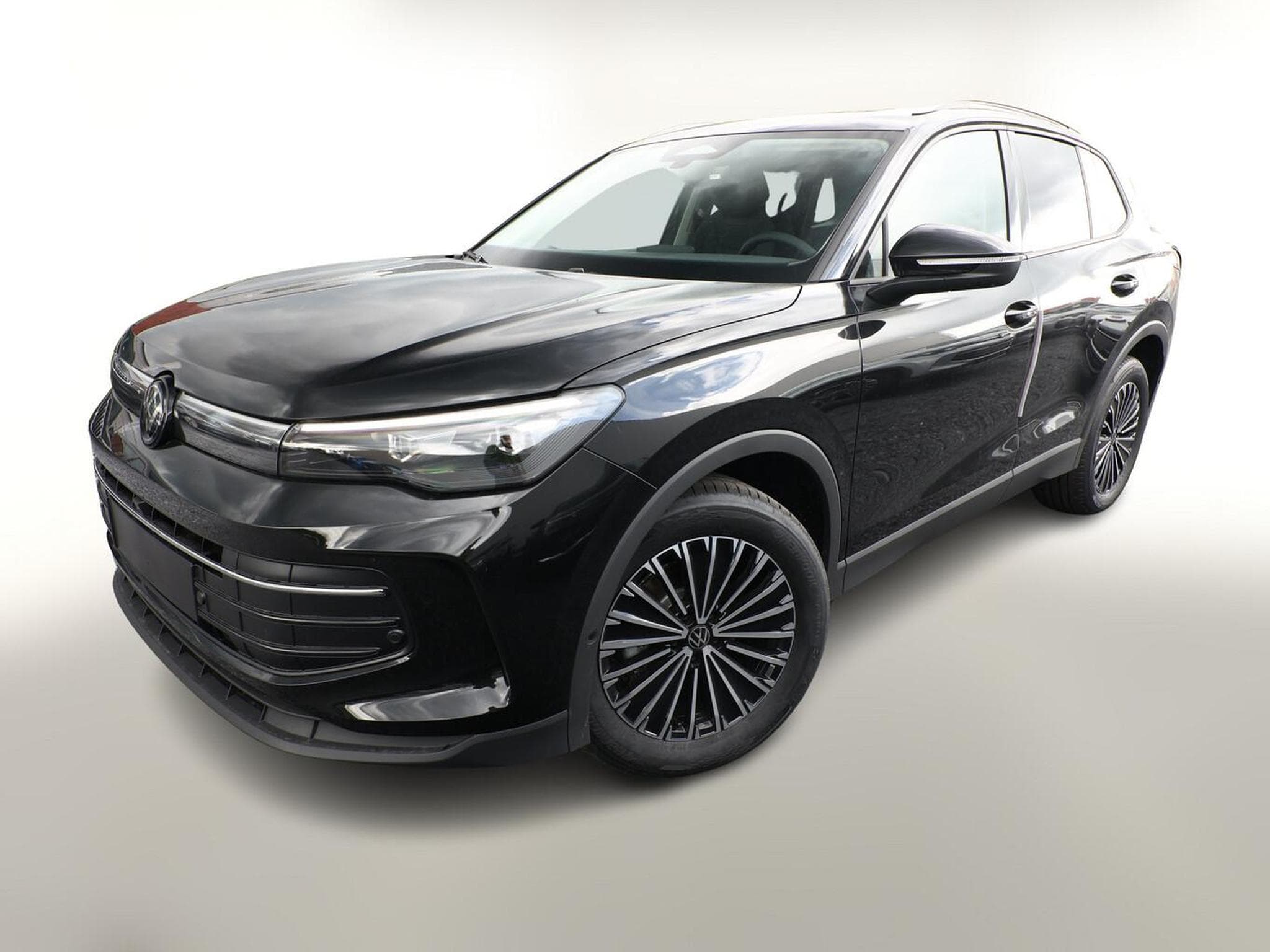 VW Tiguan DSG LED+ Pano (2026) - Photo 1