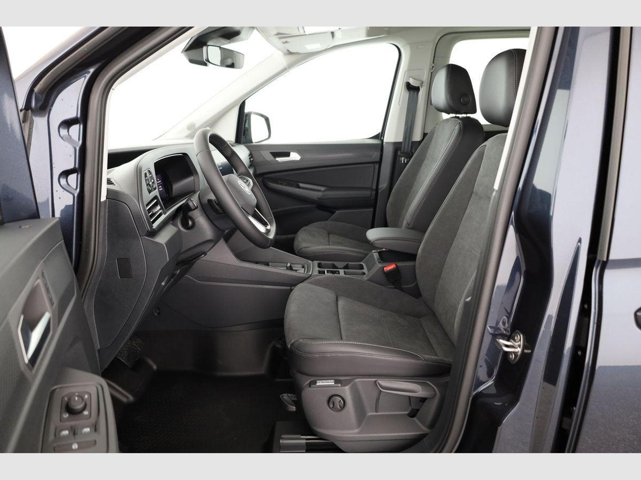 VW Caddy Life eHybrid (2026) - Photo 9