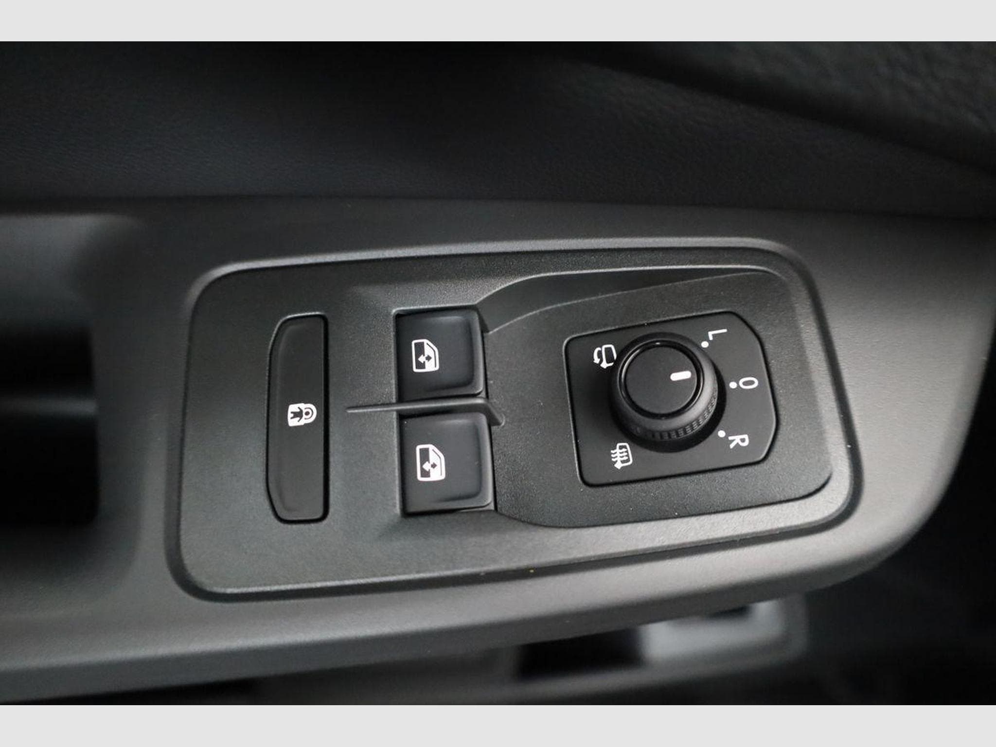 VW Caddy Life eHybrid (2026) - Photo 7