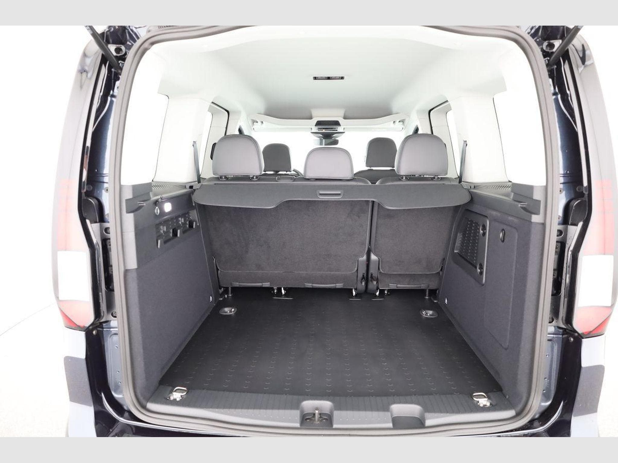 VW Caddy Life eHybrid (2026) - Photo 11