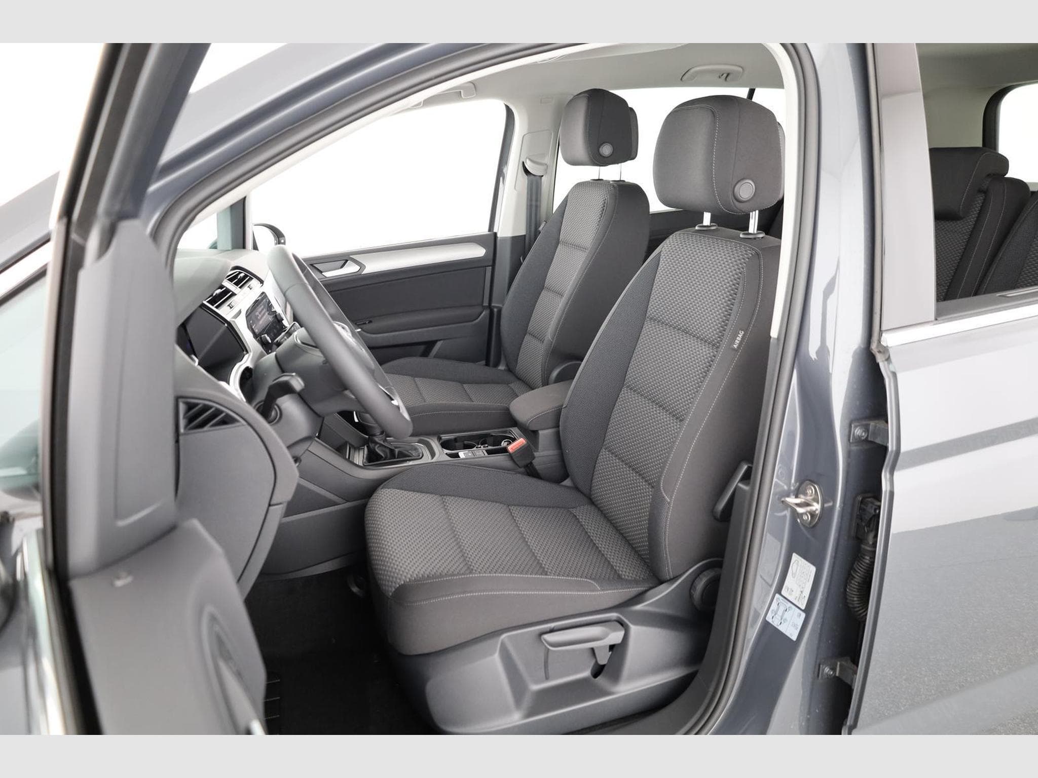 VW Touran Comfortline BMT/Start-Stopp (2026) - Photo 9